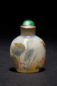An Inside Painted Agate Snuff Bottle