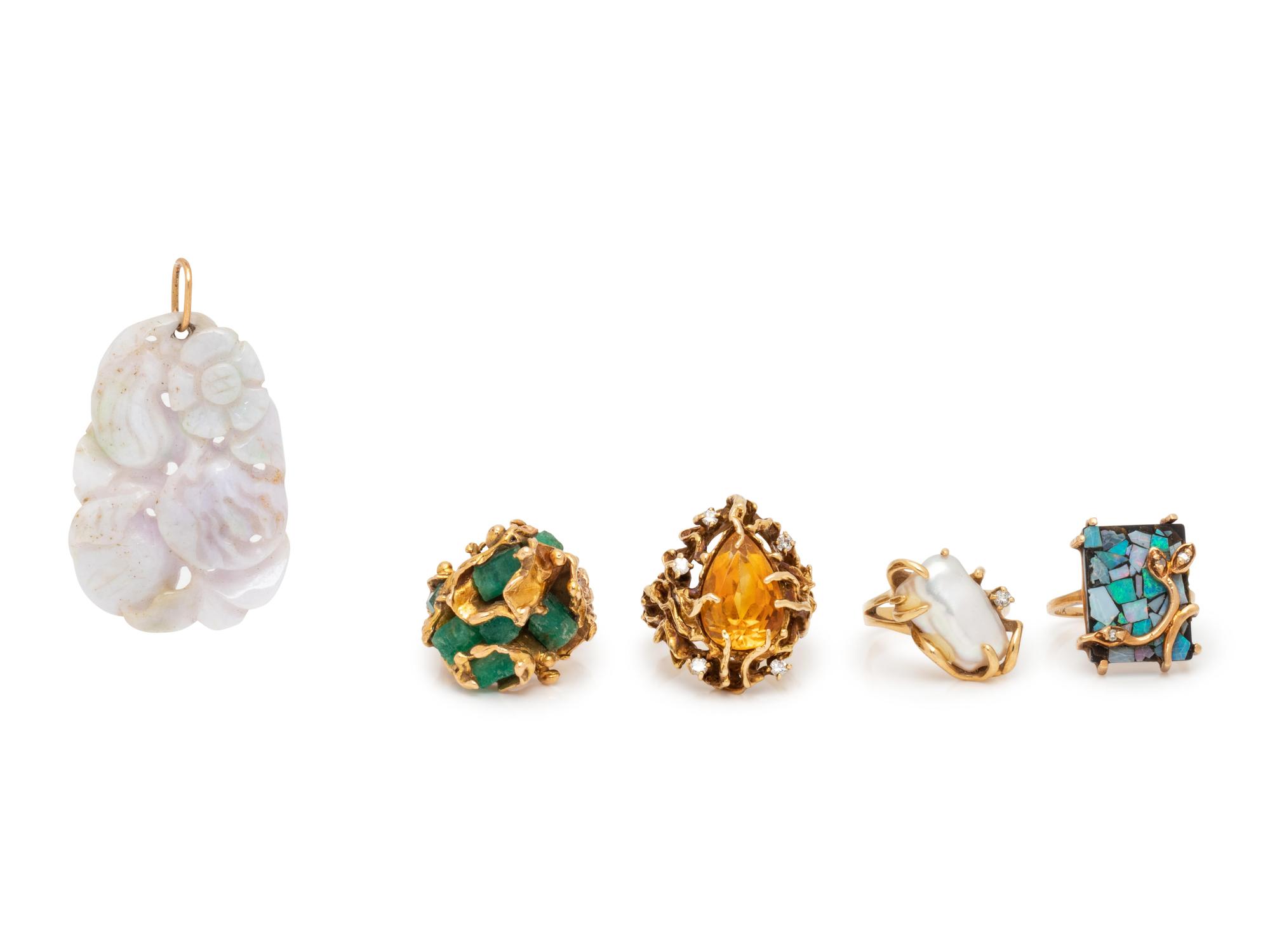 A Collection of Yellow Gold Jewelry,