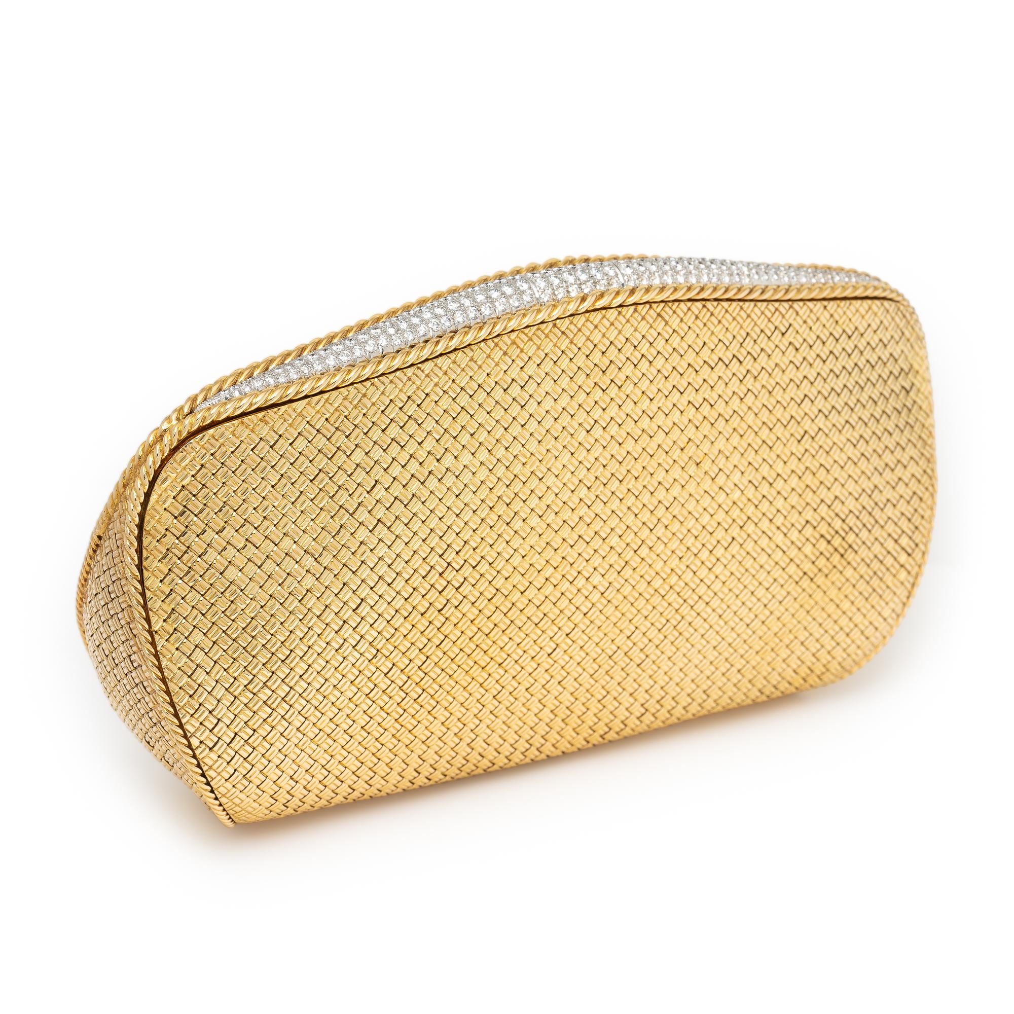 VAN CLEEF & ARPELS, YELLOW GOLD AND DIAMOND CLUTCH