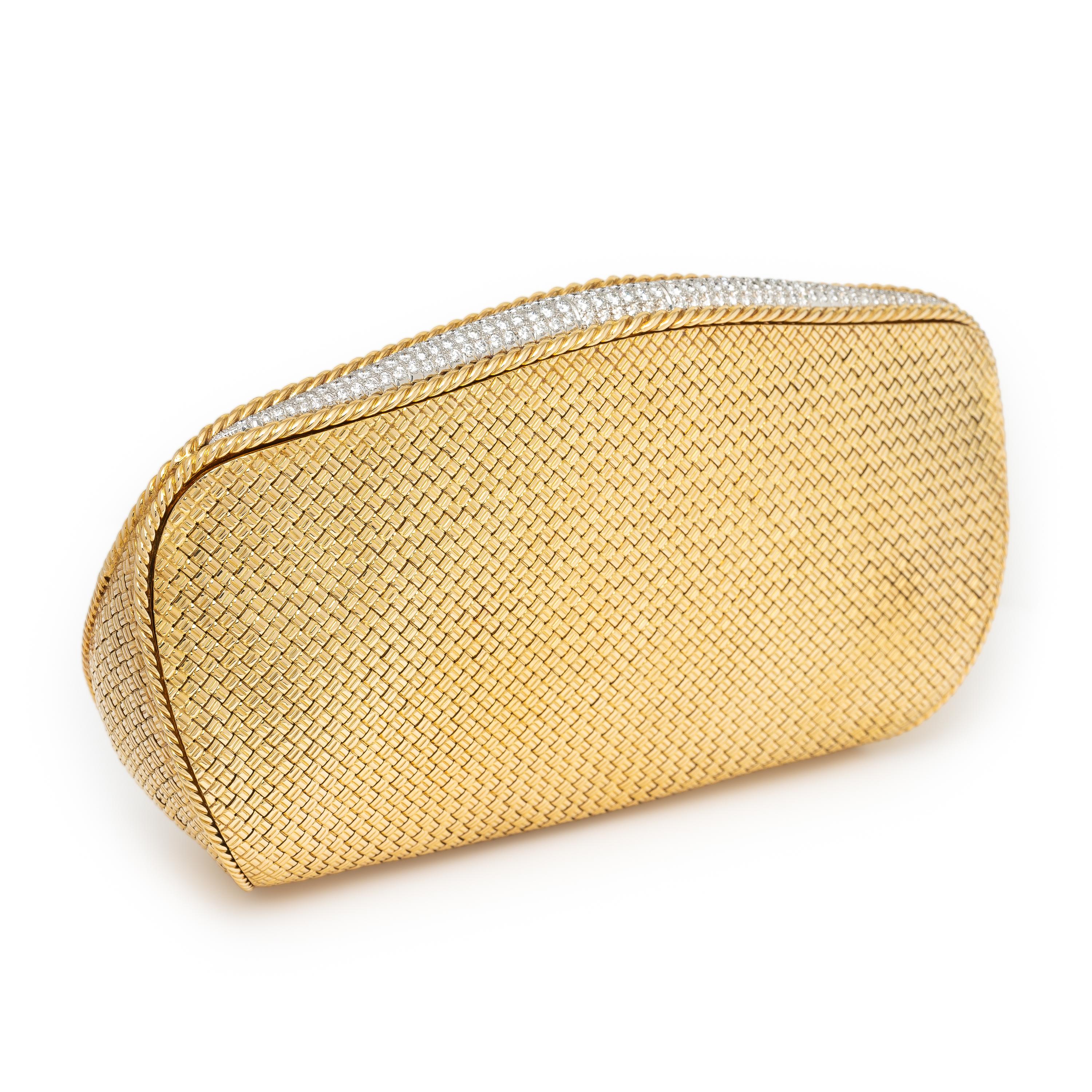 VAN CLEEF & ARPELS, YELLOW GOLD AND DIAMOND CLUTCH