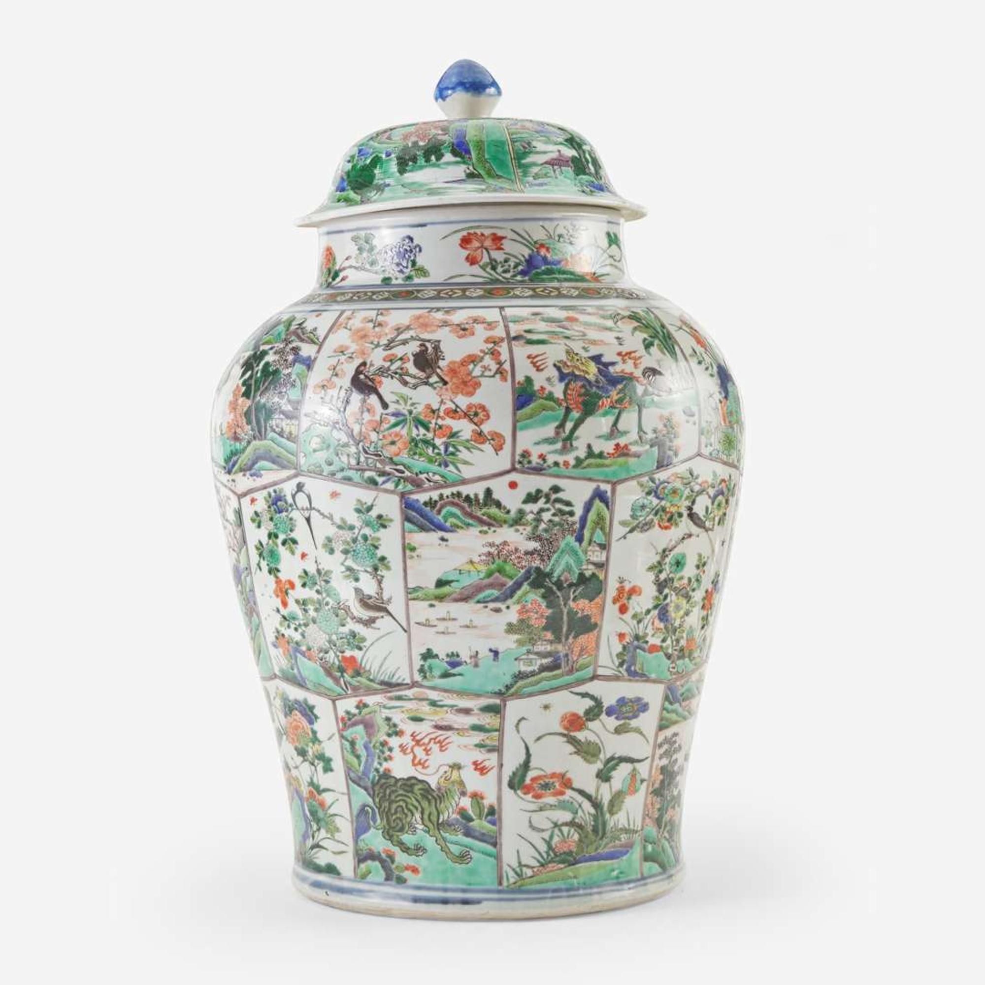 An impressive large Chinese famille verte-decorated jar and cover 五彩大盖罐 Kangxi period ? ??