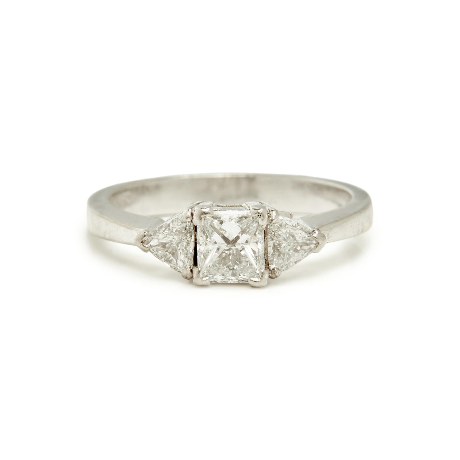 COLLECTION OF DIAMOND RINGS