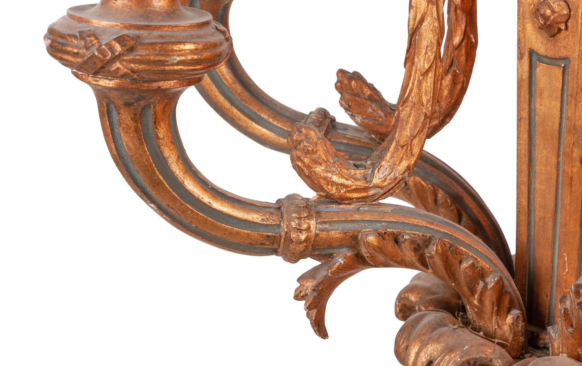 An Italian Baroque Style Giltwood Six-Light Chandelier