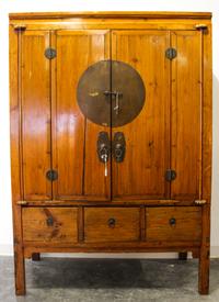 A Chinese Export Cabinet Height 72 3/4 x width 51 x depth 25 inches. — MID 20TH CENTURY