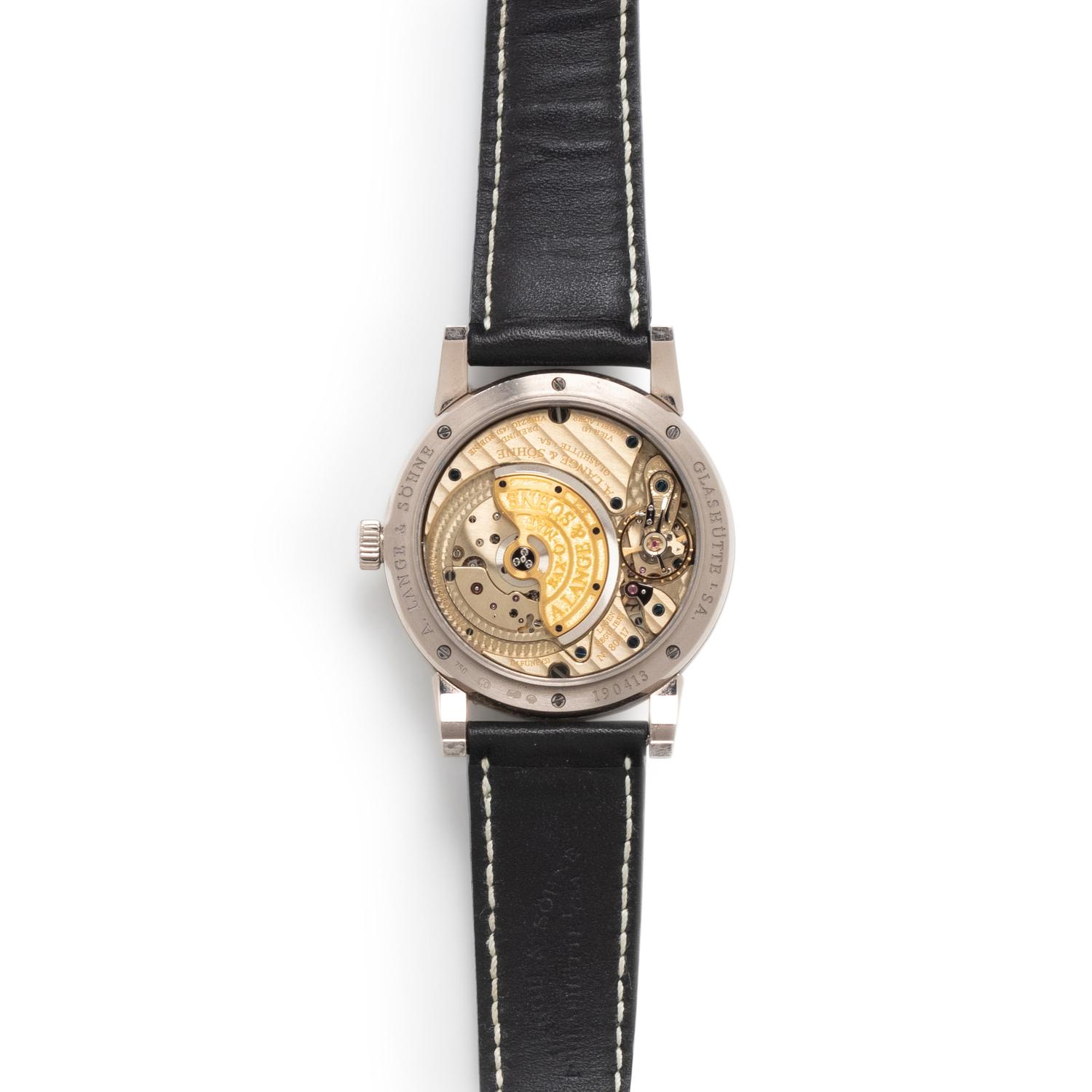 A. LANGE & SÖHNE, REF. 330.026 18K WHITE GOLD 'SAXONIA ANNUAL CALENDAR' WATCH