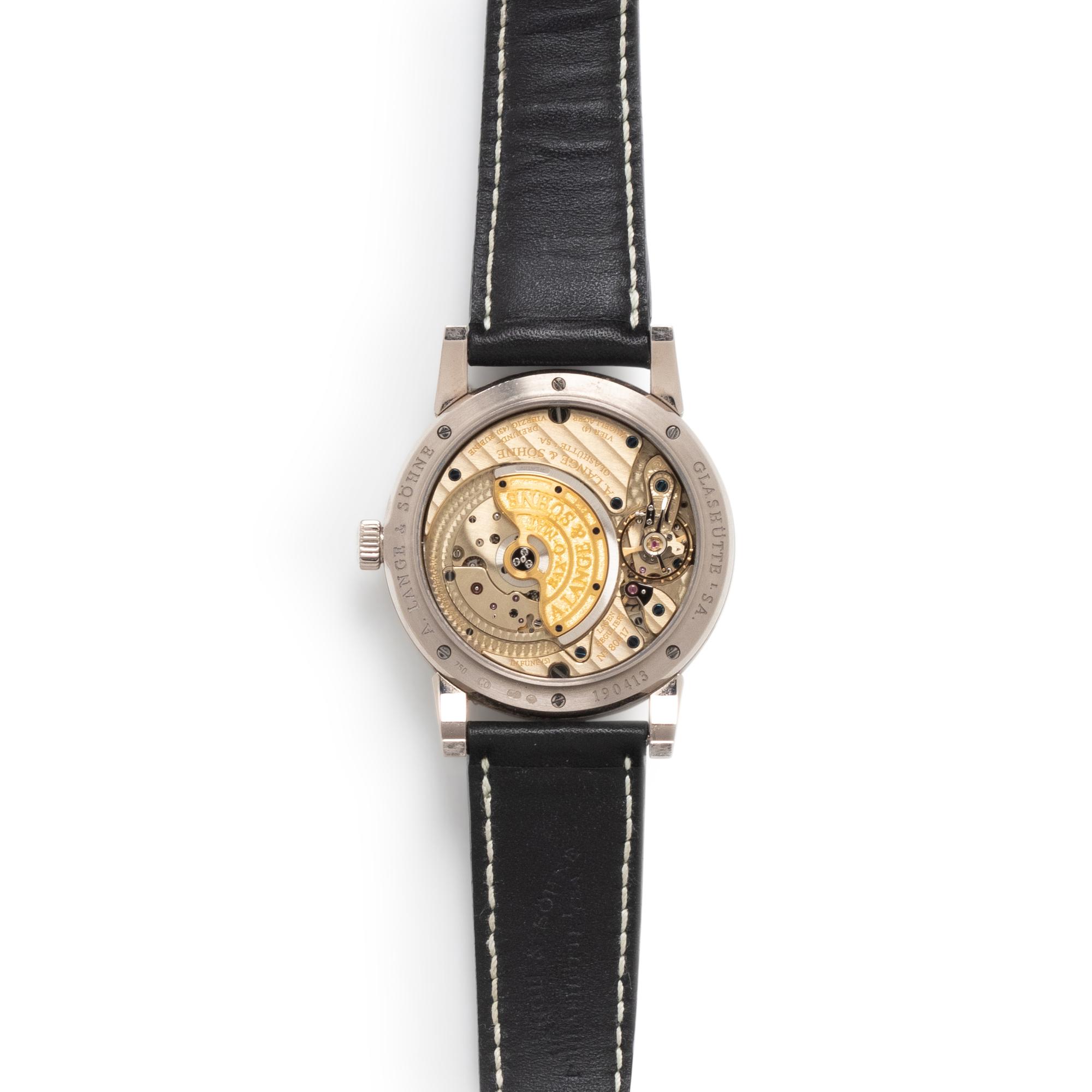A. LANGE & SÖHNE, REF. 330.026 18K WHITE GOLD 'SAXONIA ANNUAL CALENDAR' WATCH