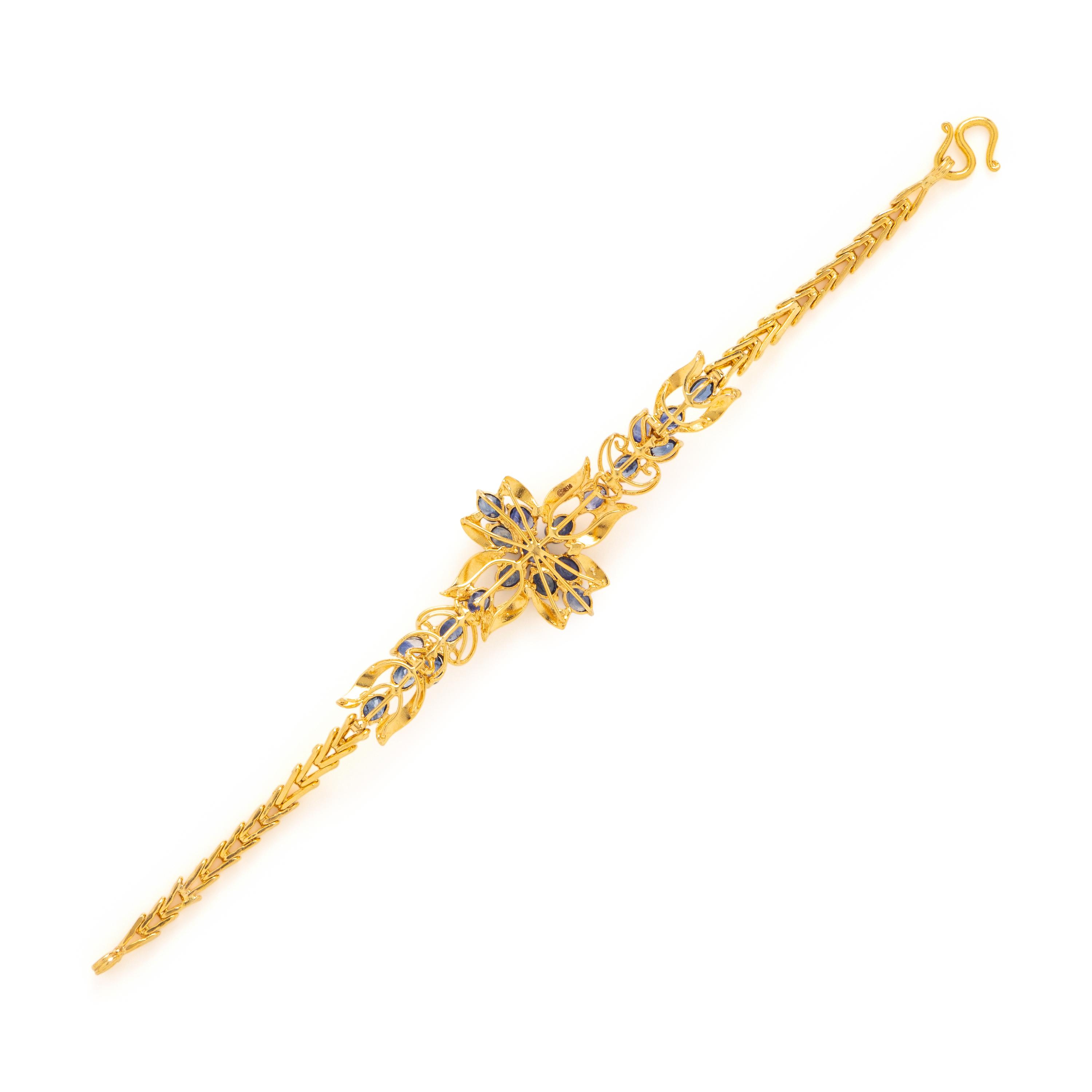Sapphire and Yellow Gold Bracelet