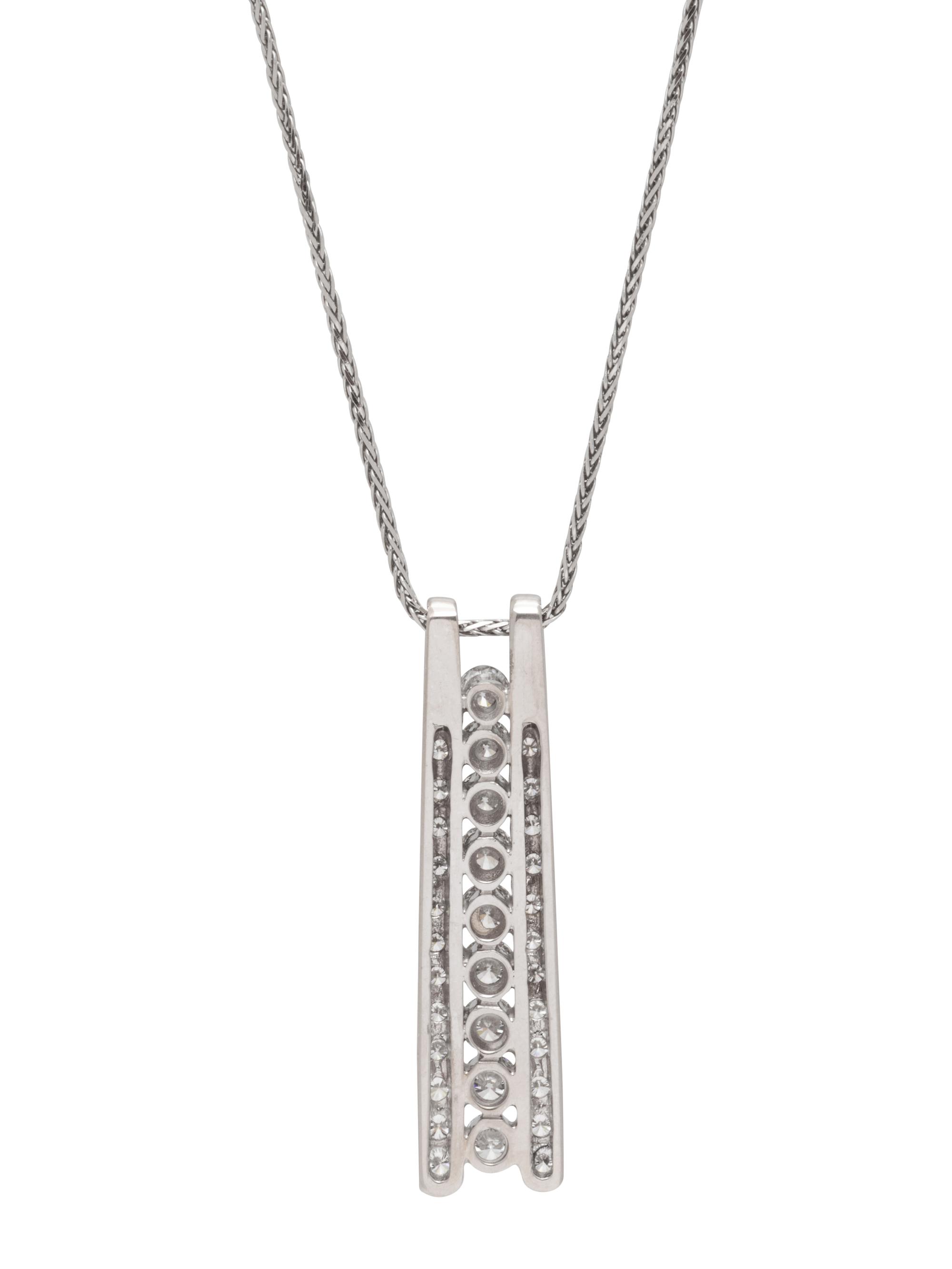 WHITE GOLD AND DIAMOND PENDANT/NECKLACE