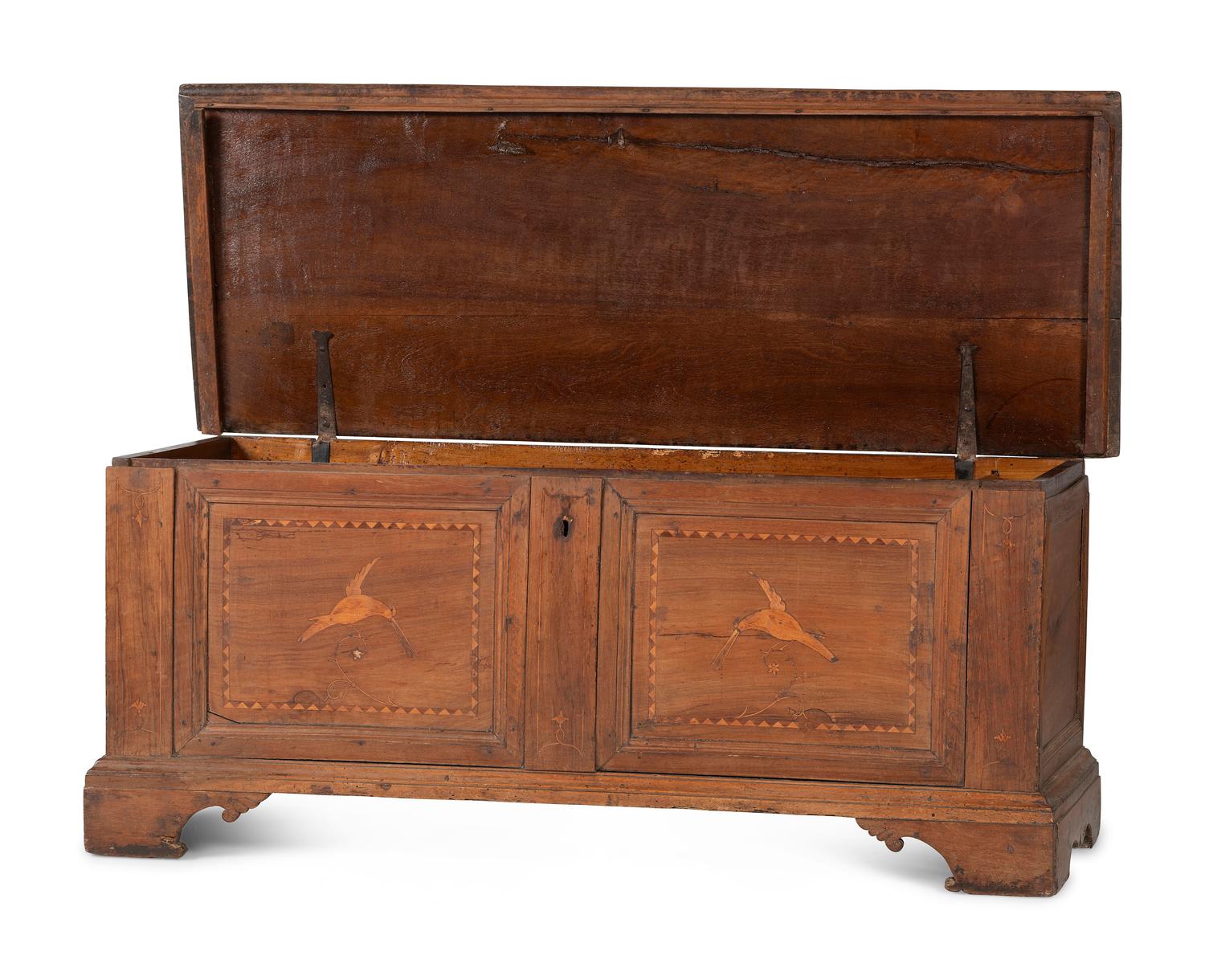 A Poplar and Pine Hummingbird-Inlaid Blanket Chest