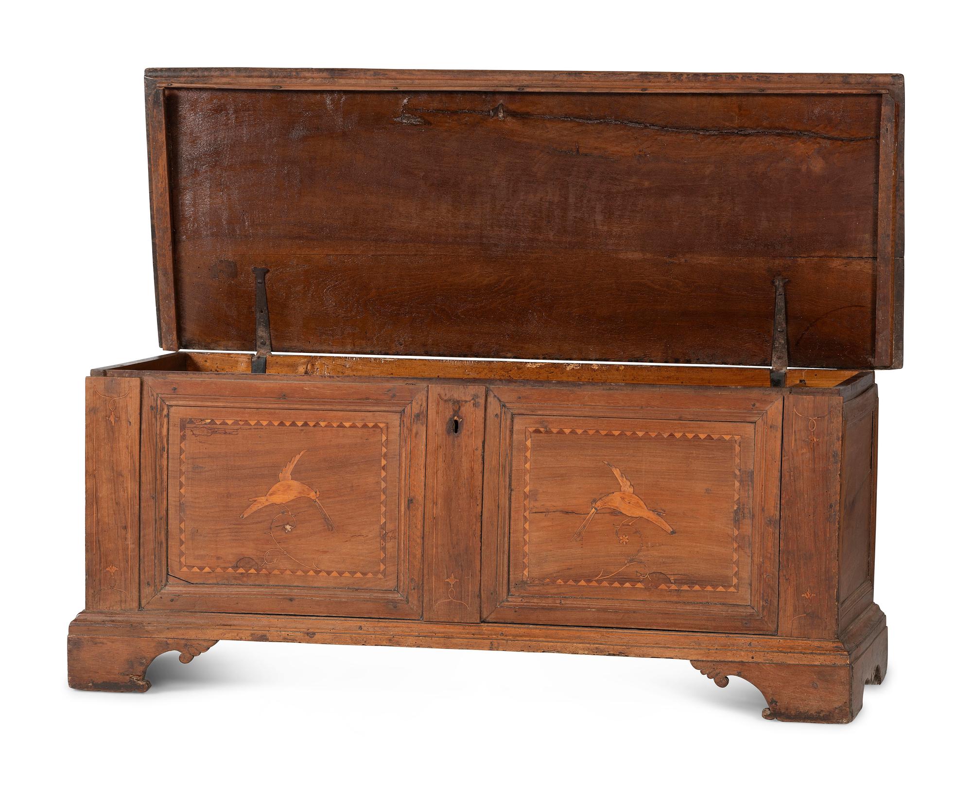 A Poplar and Pine Hummingbird-Inlaid Blanket Chest