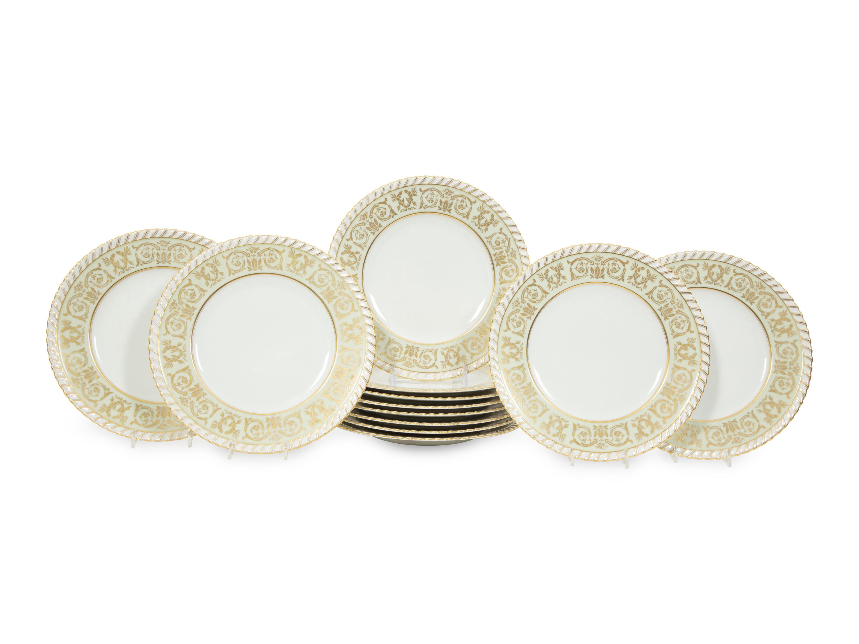 Twelve Krautheim Selb Bavaria Porcelain Dinner Plates