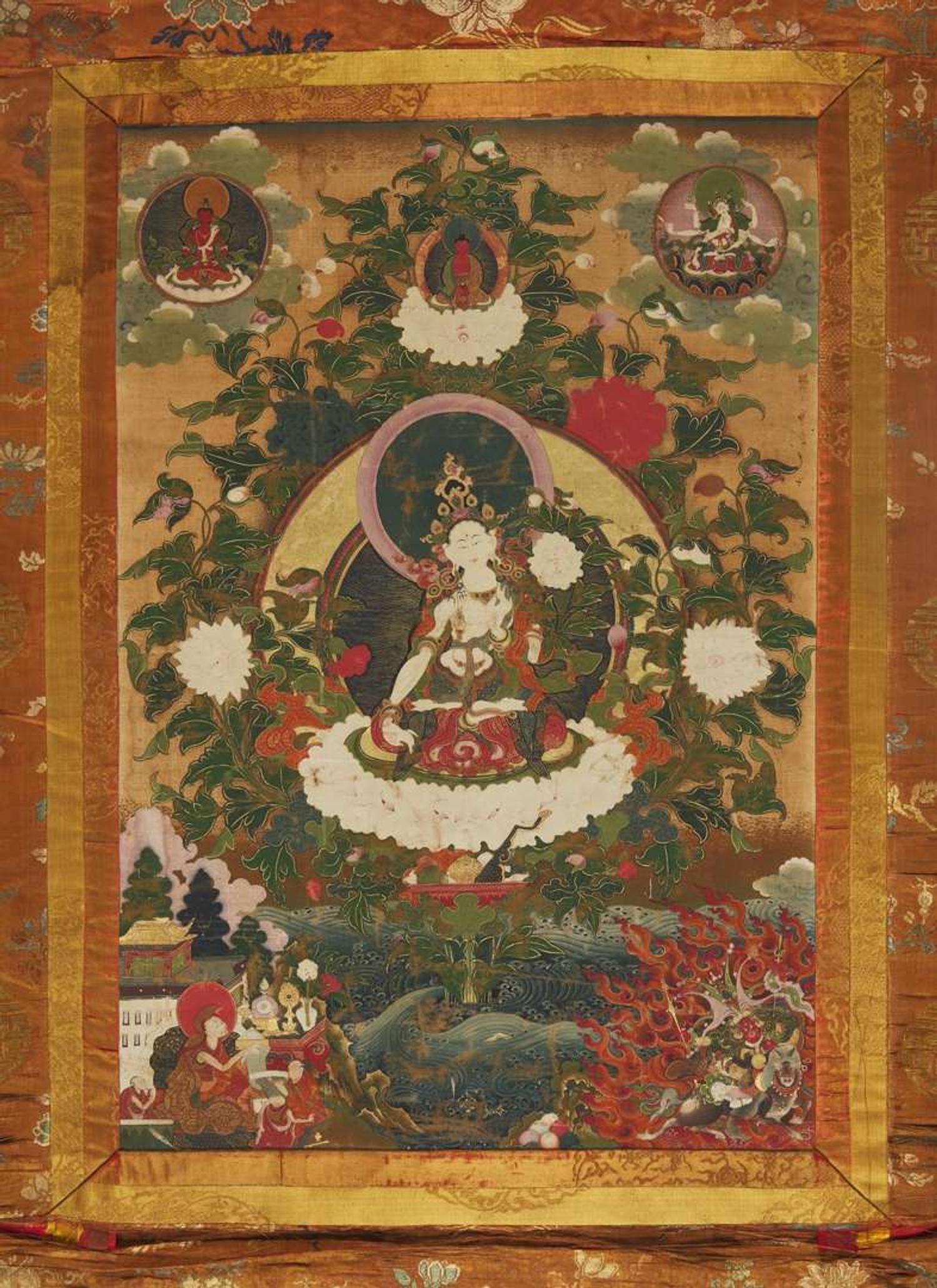 A Tibetan thangka depicting White Tara, 19th century or earlier 白度母唐卡 十九世紀或更早