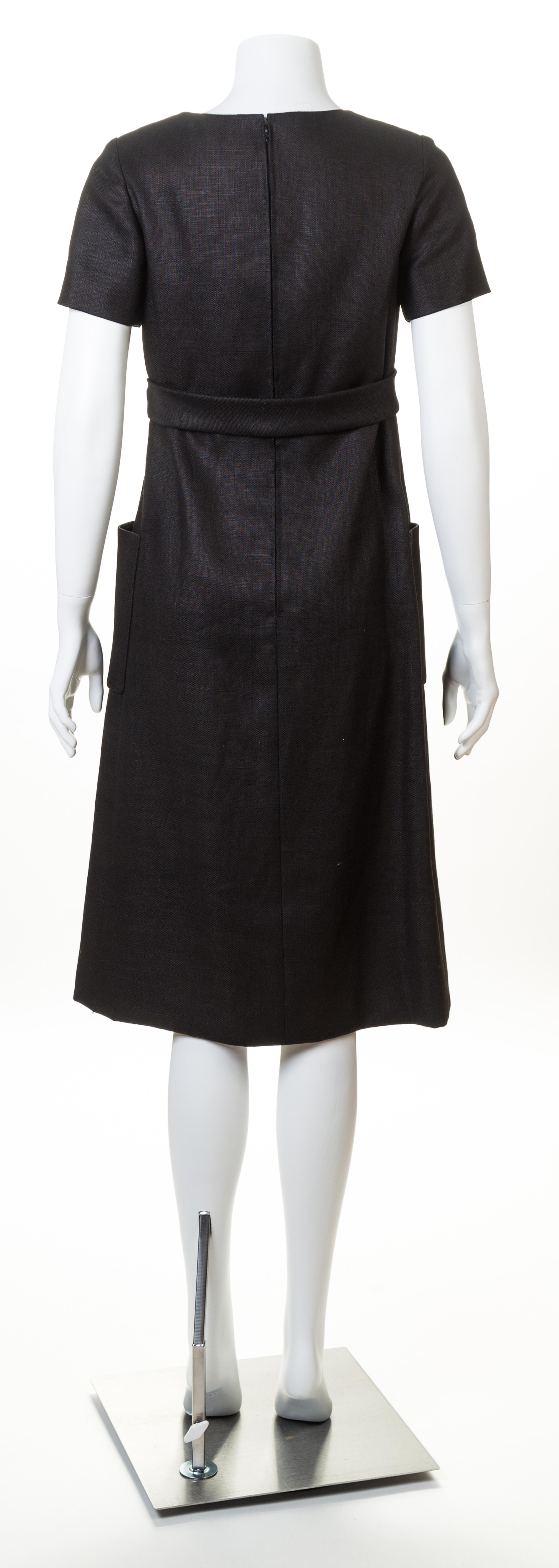 A Norell-Tassell Black Heavy Linen Dress, No size.