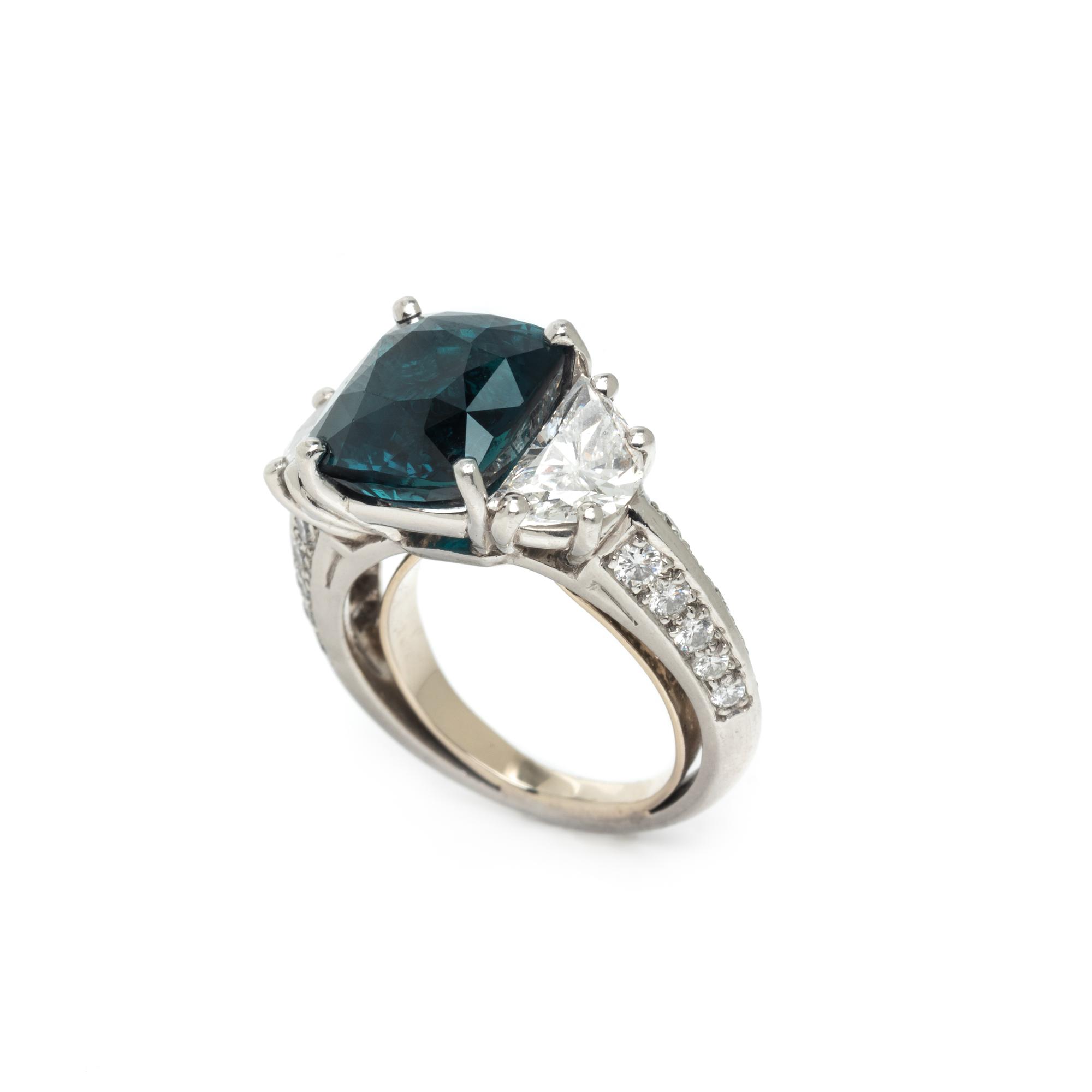 OSCAR HEYMAN, ALEXANDRITE AND DIAMOND RING