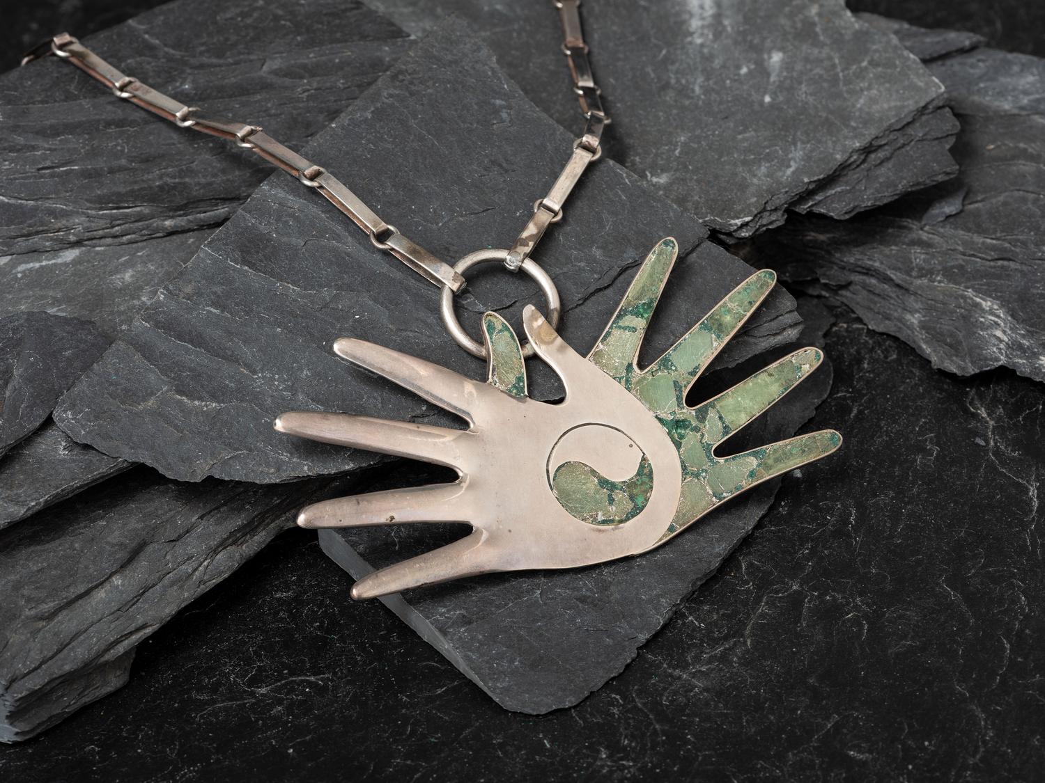 Taxco Silver and Chip Inlay Mirroring Hand Necklace, 1965-1967
