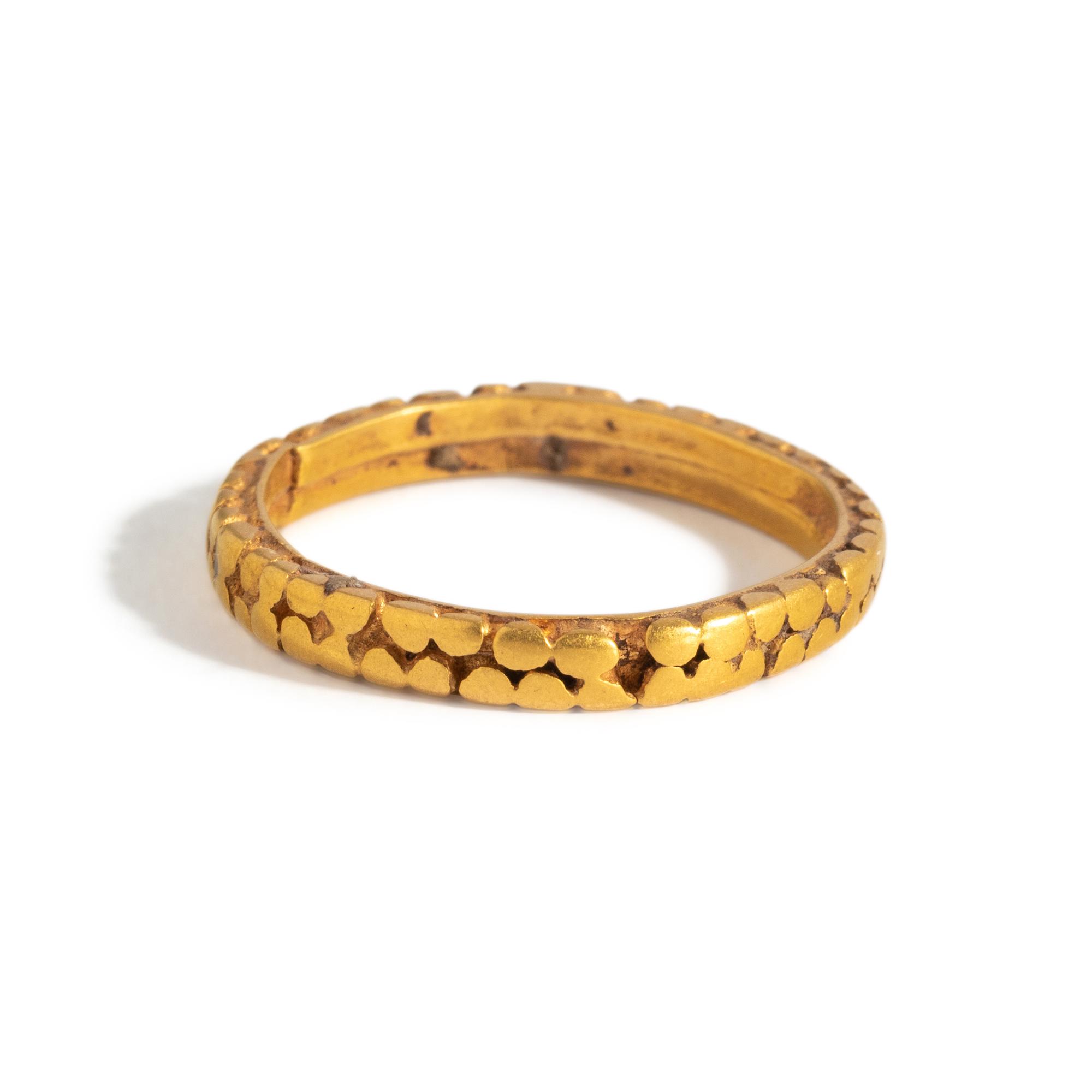 A Byzantine Gold Textured Finger Ring