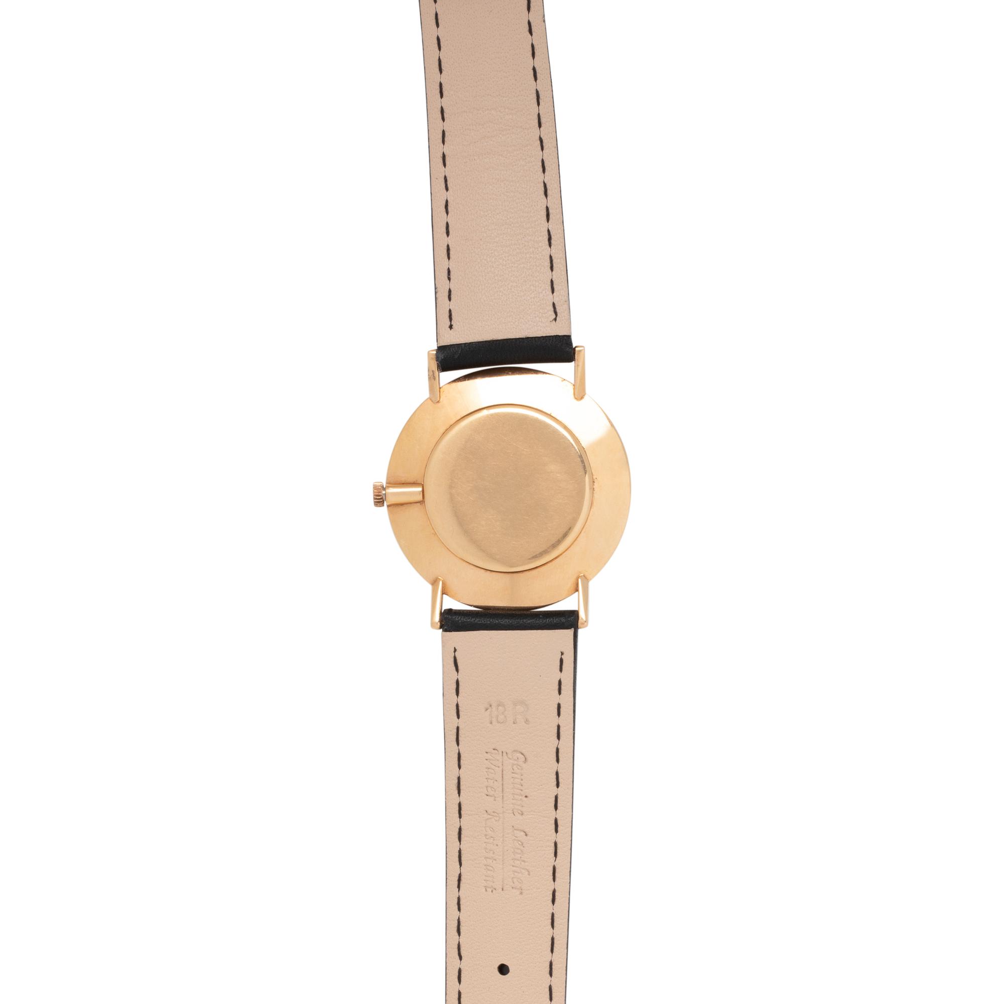 UNIVERSAL GENEVE, 18K YELLOW GOLD WRISTWATCH