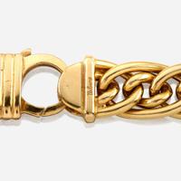 A gold necklace, Urbano