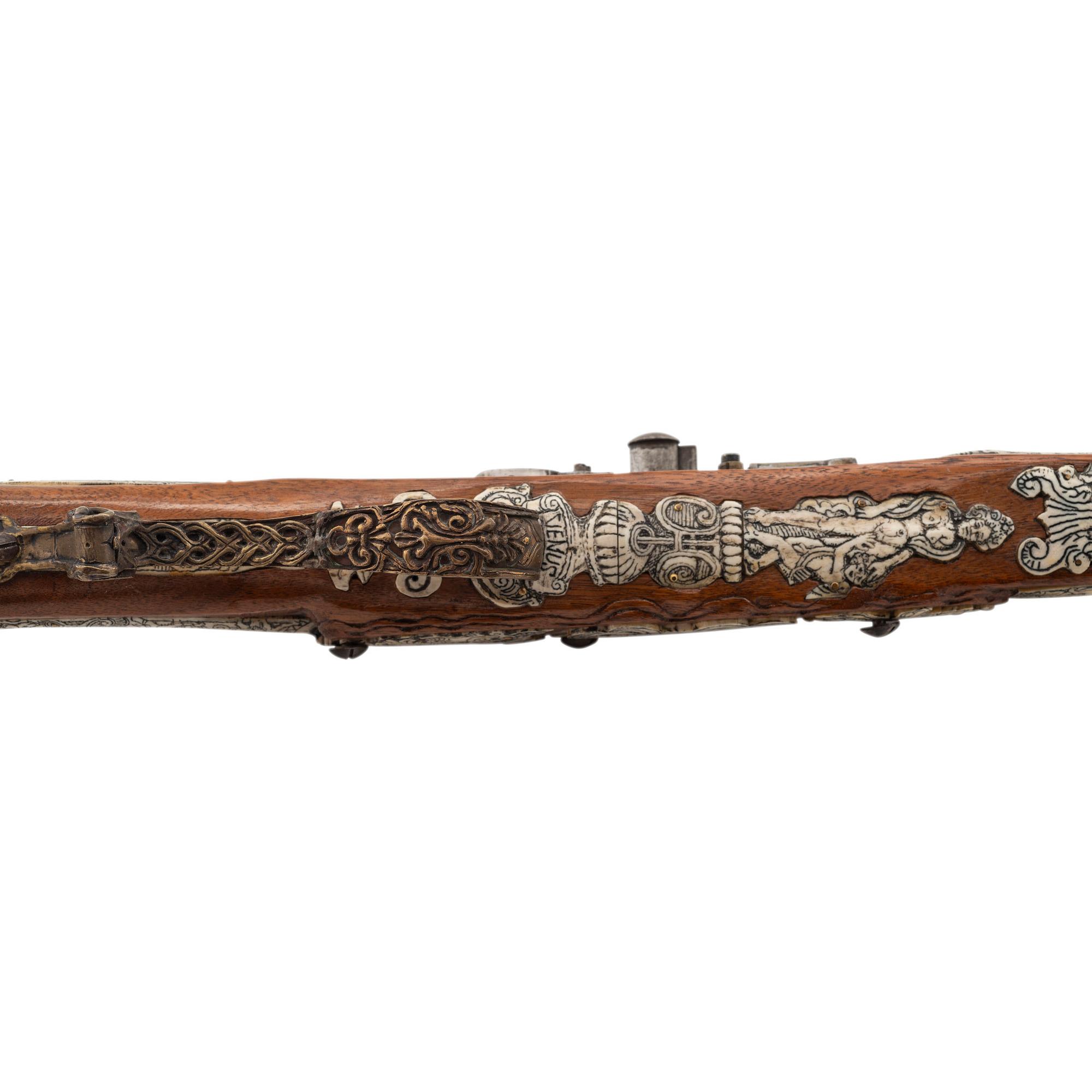 Contemporary Franco-German Snaphaunce Rifle with Venus Motifs