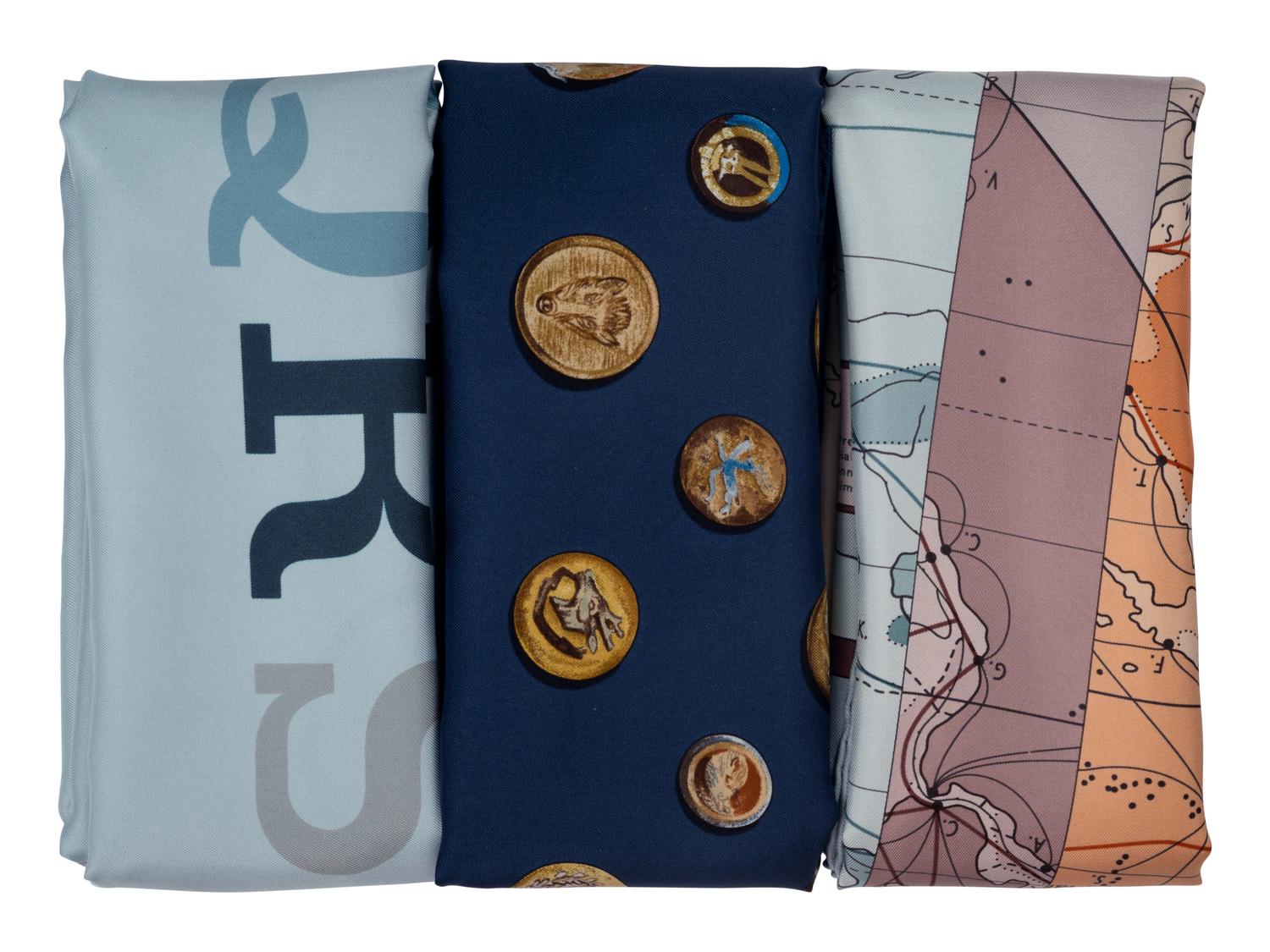 Three Hermès 90cm Silk Scarves