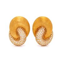 HENRY DUNAY, YELLOW GOLD AND DIAMOND EARCLIPS