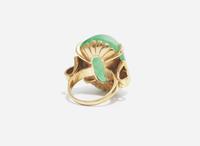 A Ladies 14K Yellow Gold and Emerald Ring