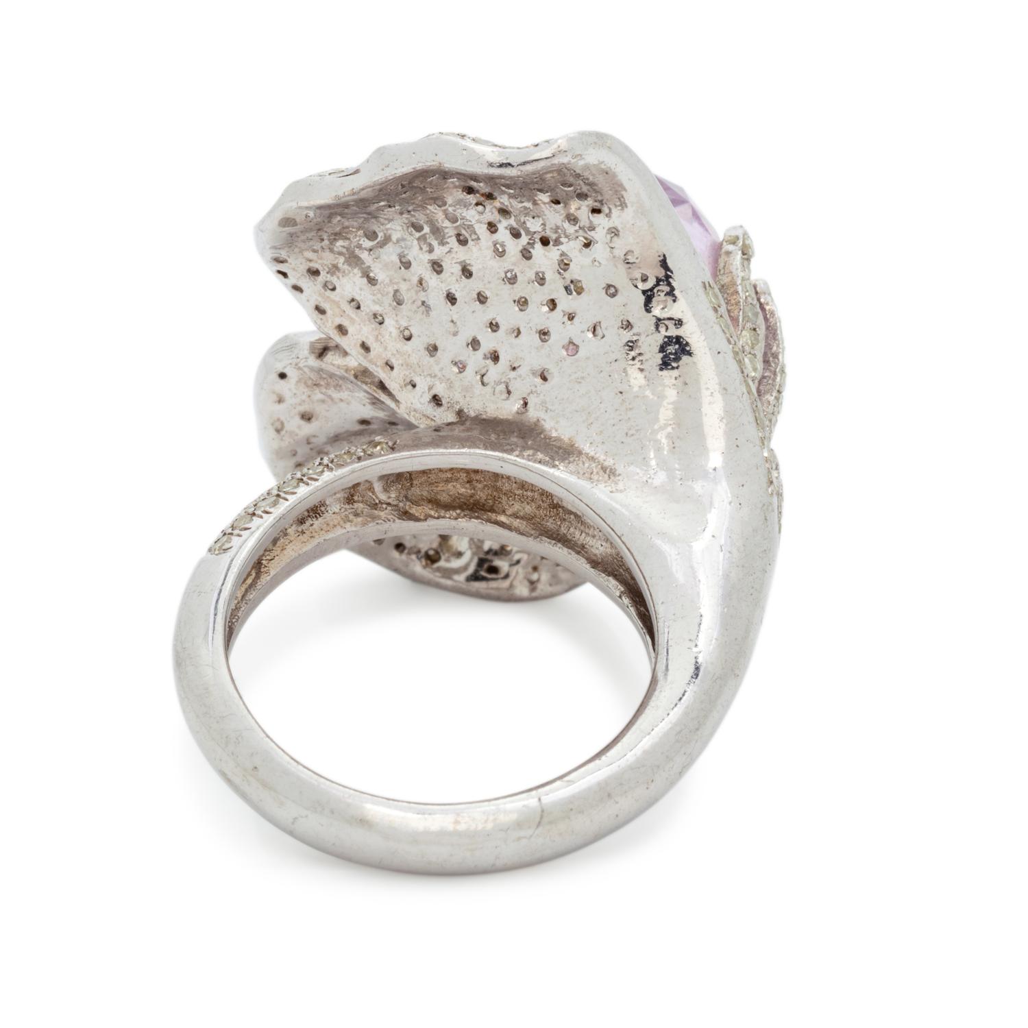 MORGANITE AND DIAMOND FLOWER RING