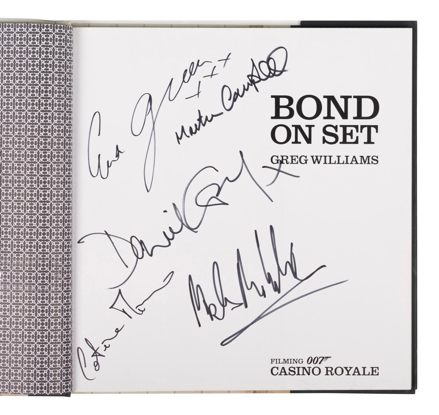(Film Books) WILLIAMS, Greg. Bond on Set: Filming 007 Casino Royale . London, New York: DK Publishing, 2006.