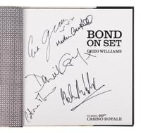 (Film Books) WILLIAMS, Greg. Bond on Set: Filming 007 Casino Royale . London, New York: DK Publishing, 2006.