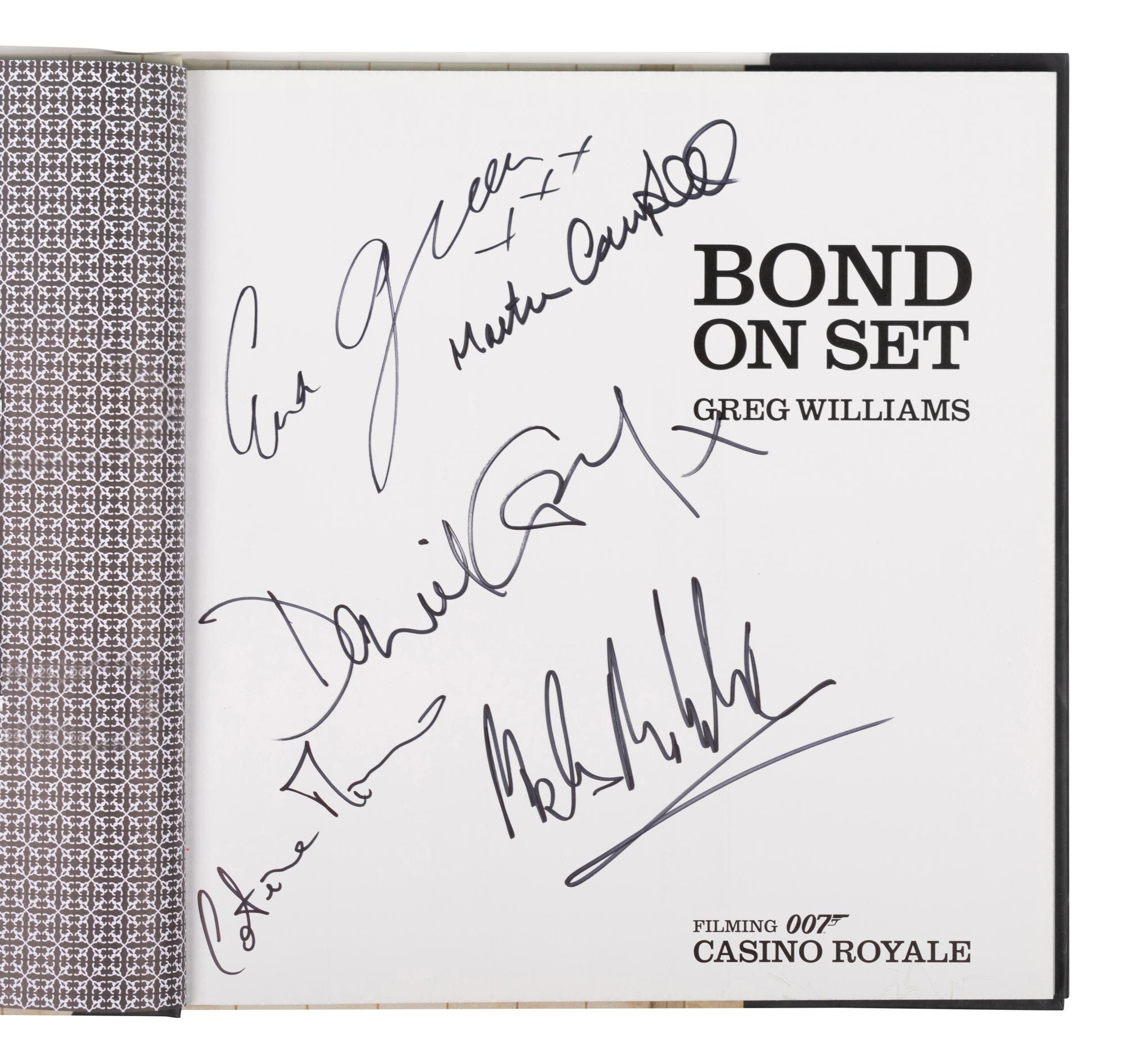 (Film Books) WILLIAMS, Greg. Bond on Set: Filming 007 Casino Royale . London, New York: DK Publishing, 2006.