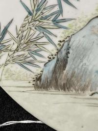 A pair of Chinese famille rose-decorated "meiren" circular plaques 粉彩美人瓷板一对 Late Qing/Republic period ?????