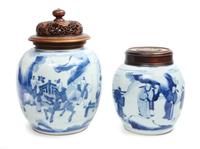 A Pair of Blue and White Porcelain Ginger Jars Height of taller 11 1/2 inches (with cover). — KANGXI PERIOD (1661-1722)