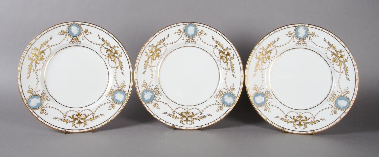 A Group of Twelve Mintons Pate-sur-Pate Dinner Plates, Diameter 10 1/4 inches.