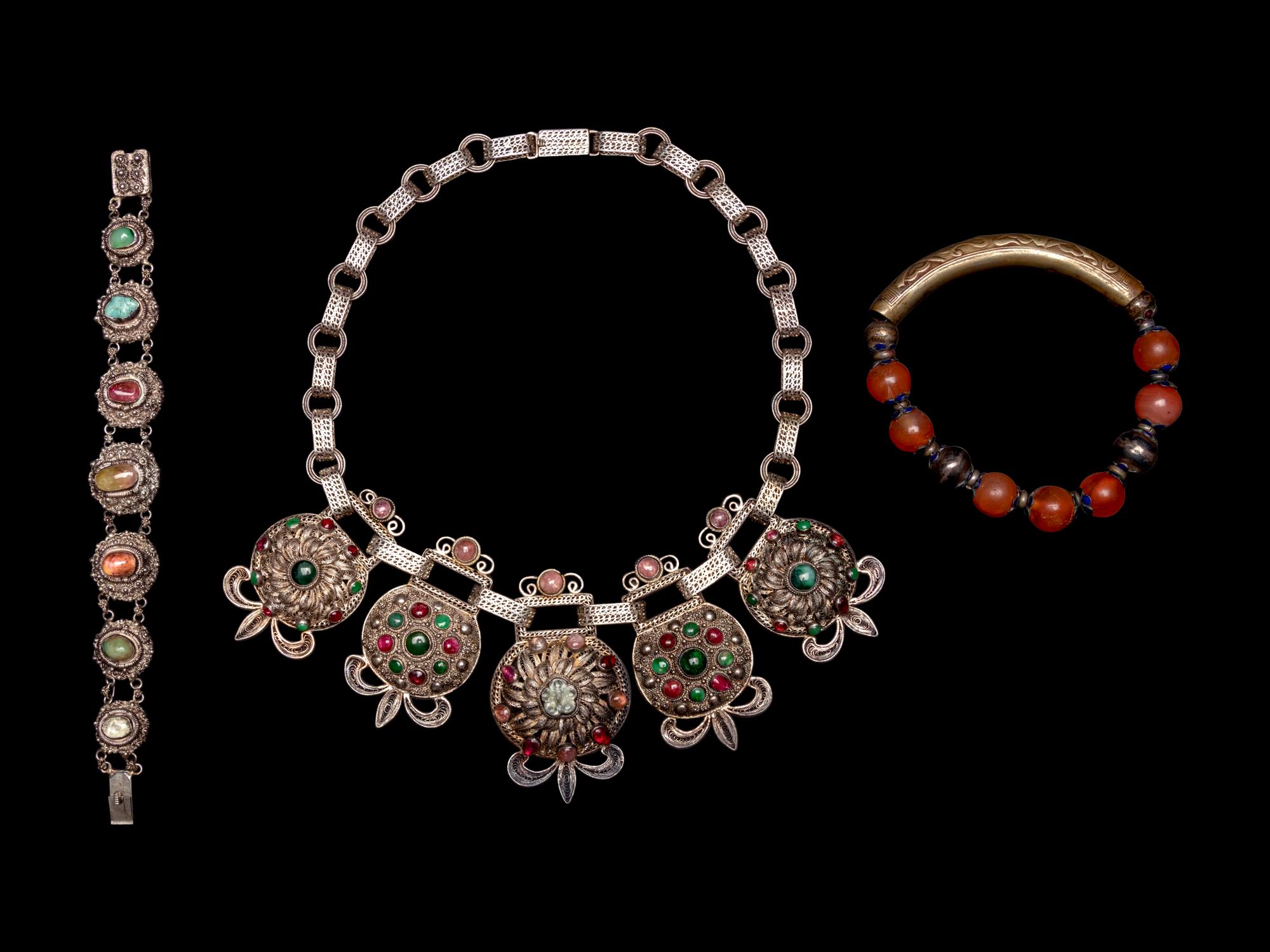 Three Chinese Jewelry Articles
