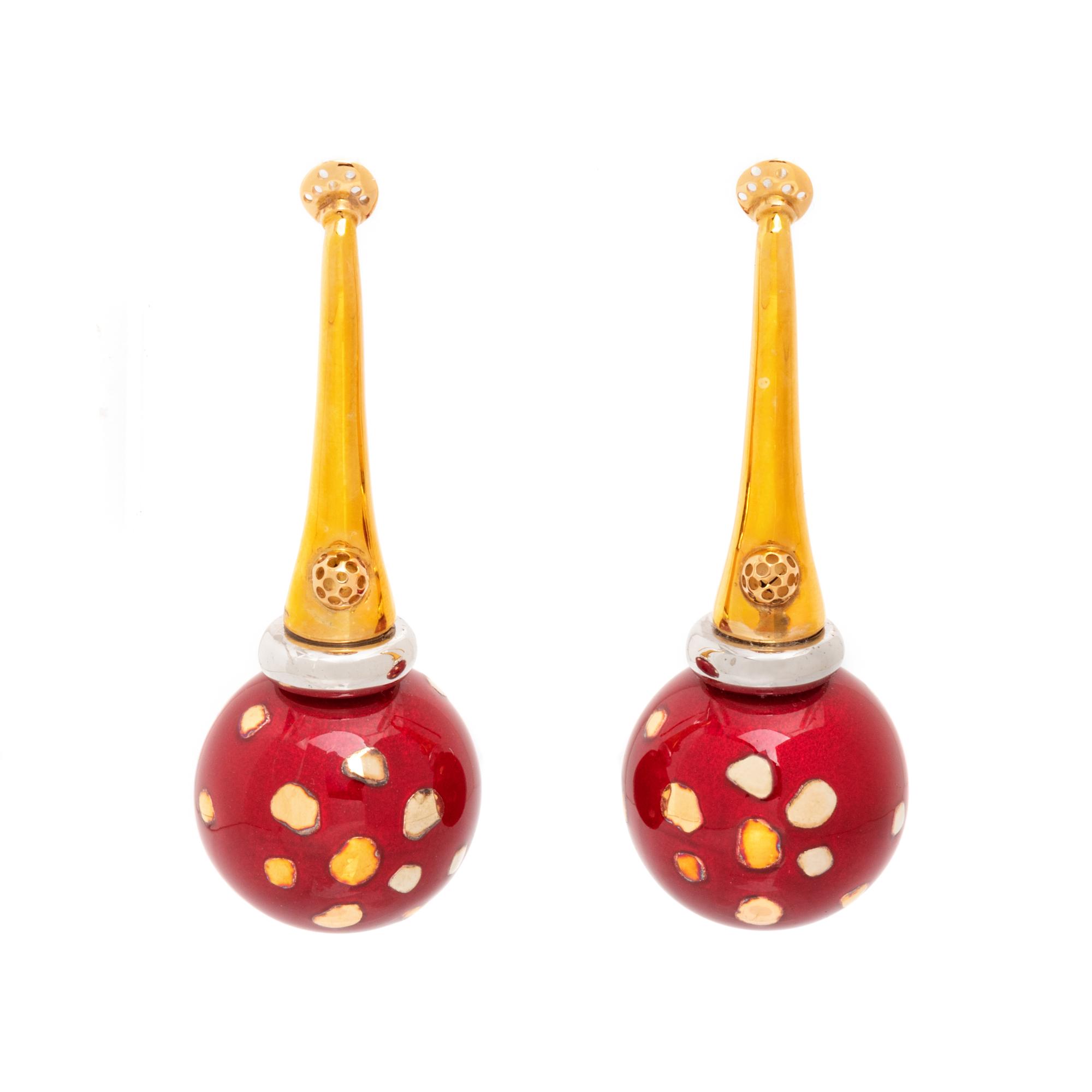 LA NOUVELLE BAGUE, BICOLOR GOLD AND ENAMEL EARRINGS