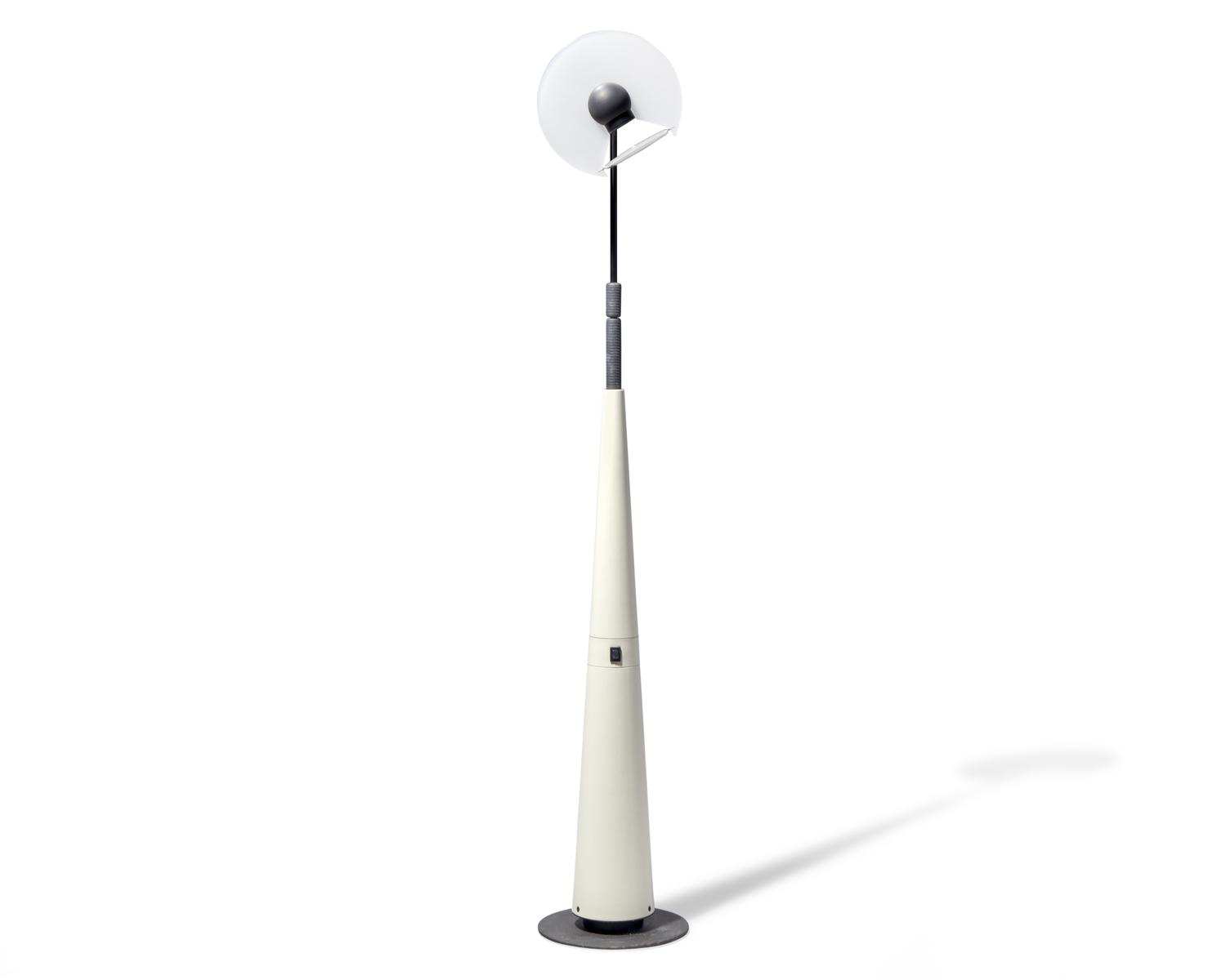 Telescopic floor lamp ‘Club 1195’ c. 1985 for Arteluce Italy