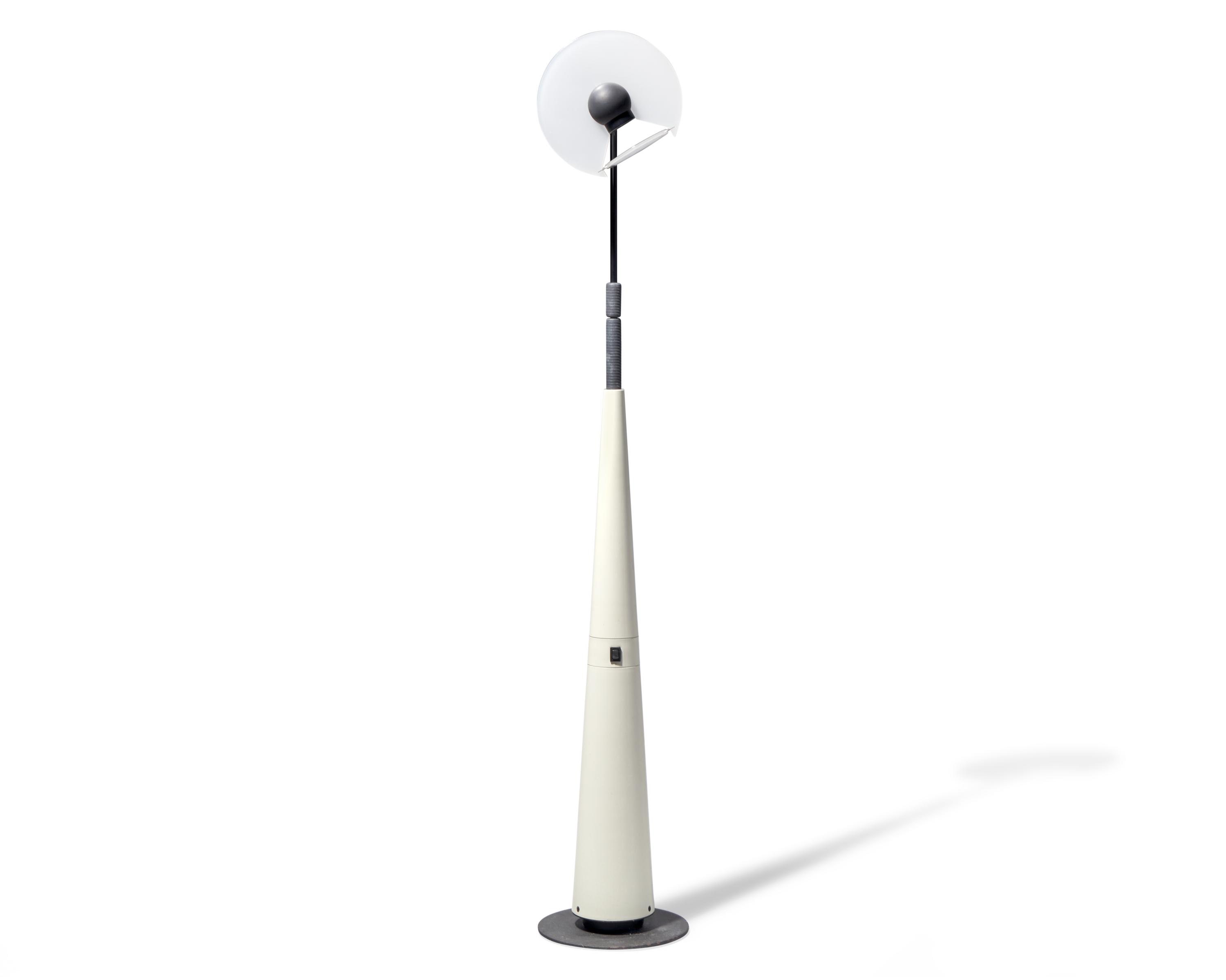 Telescopic floor lamp ‘Club 1195’ c. 1985 for Arteluce Italy