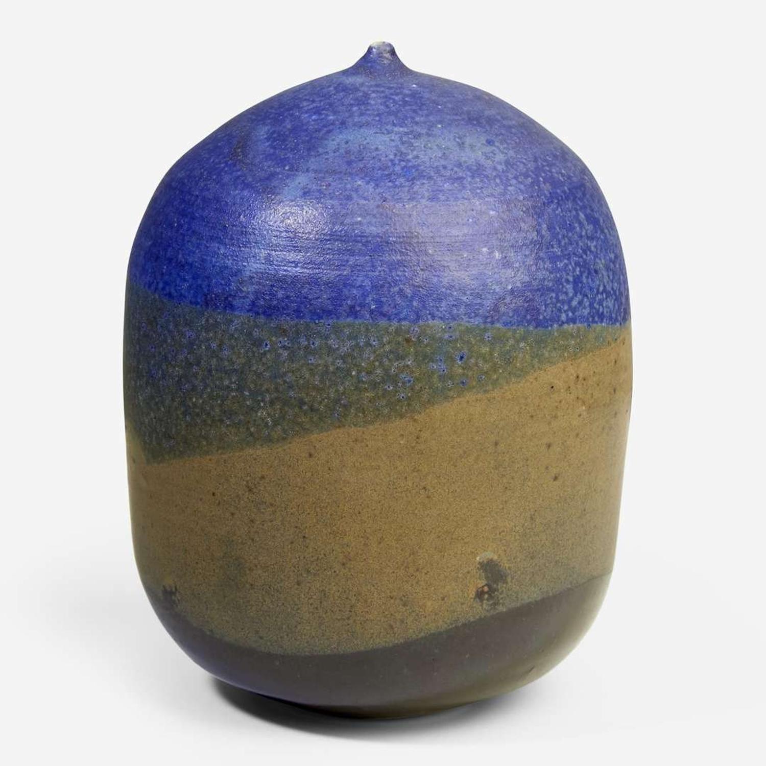 Toshiko Takaezu (American, 1922–2011) Closed Form (with rattle), USA, circa 1995