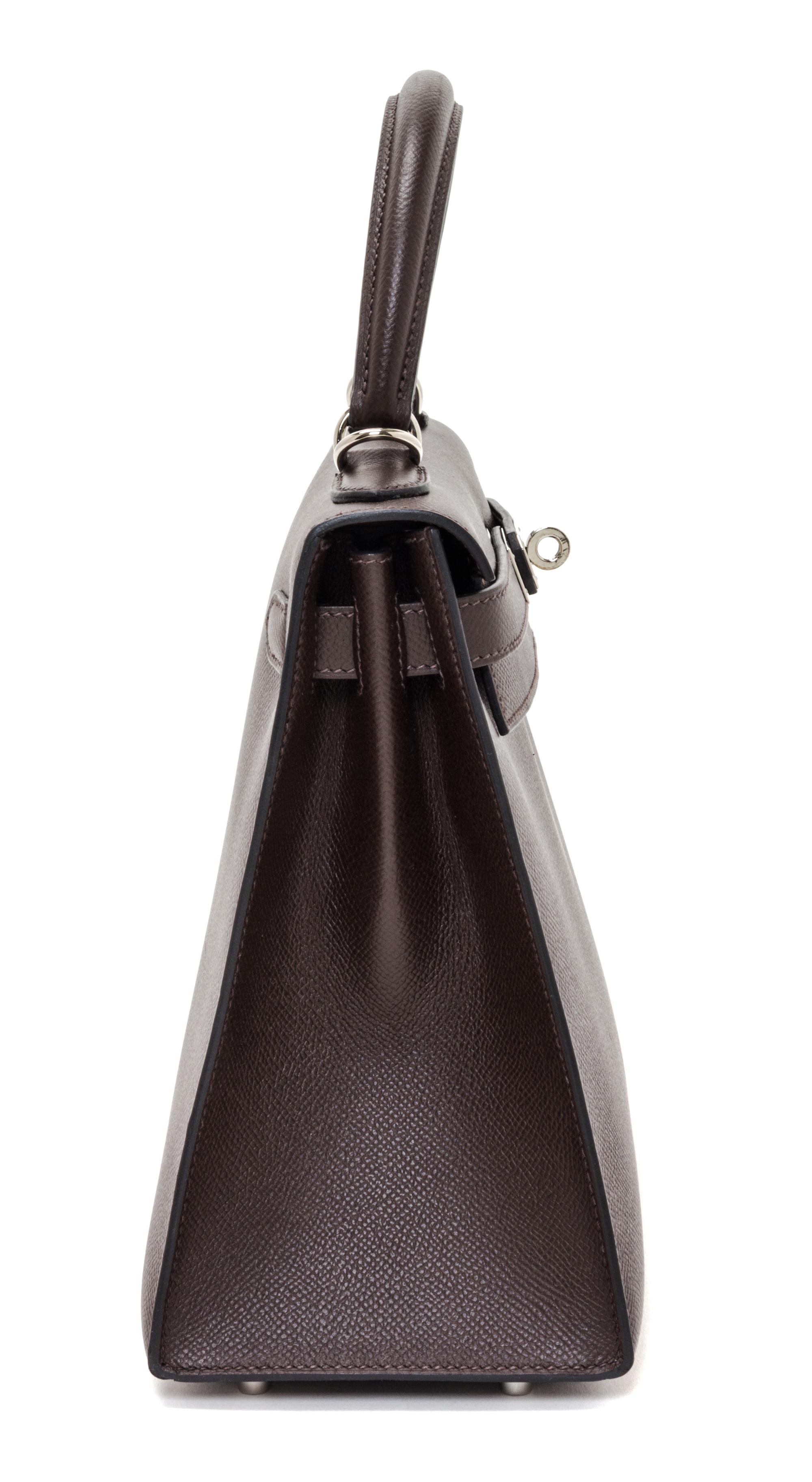 An Hermes Chocolat Epsom Sellier 28cm Kelly Handbag, 11" x 8.5" x 4".