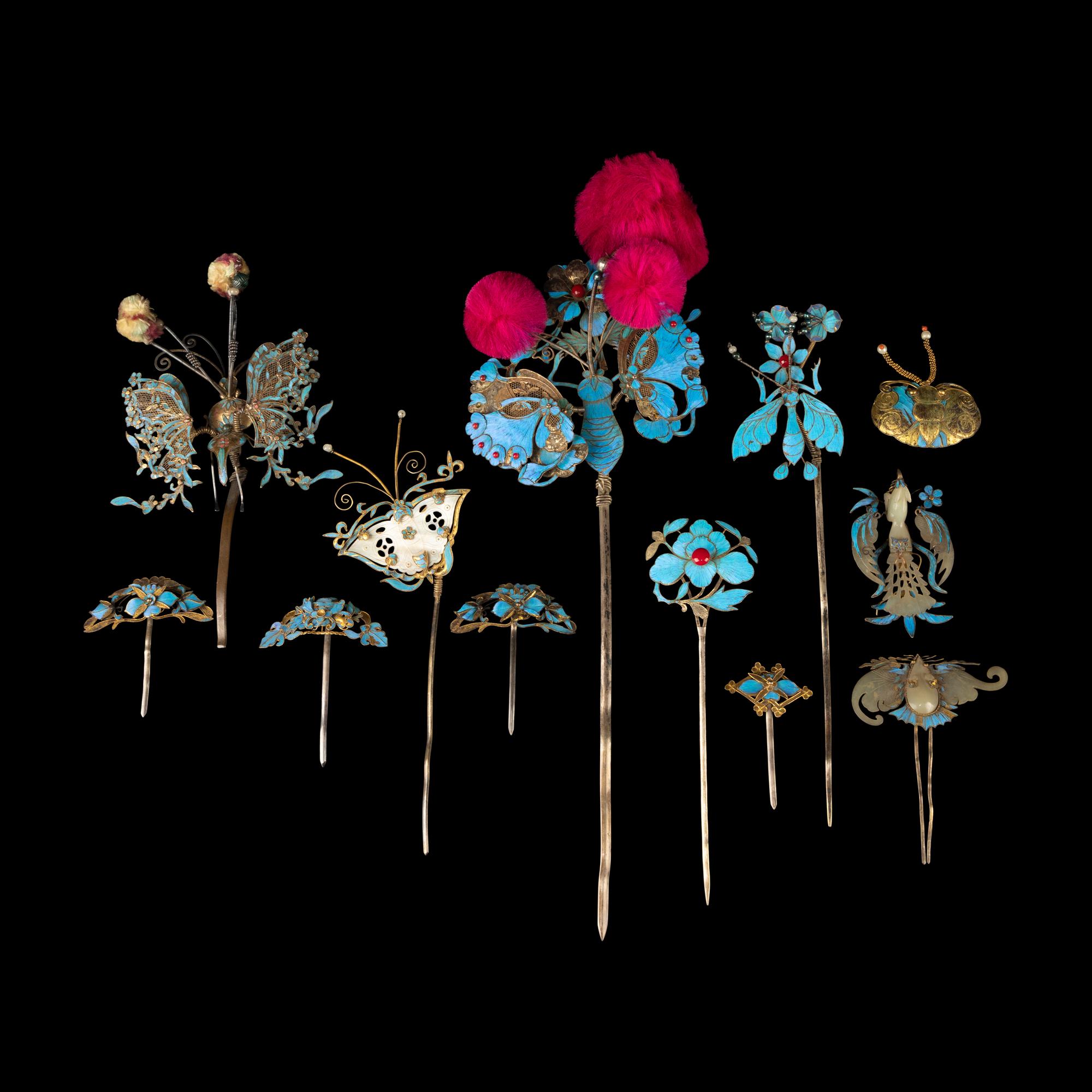 Twelve Chinese Kingfisher Feather Embellished Hair Ornaments, 19th Century — 清晚期 銅胎點翠髮飾十二件