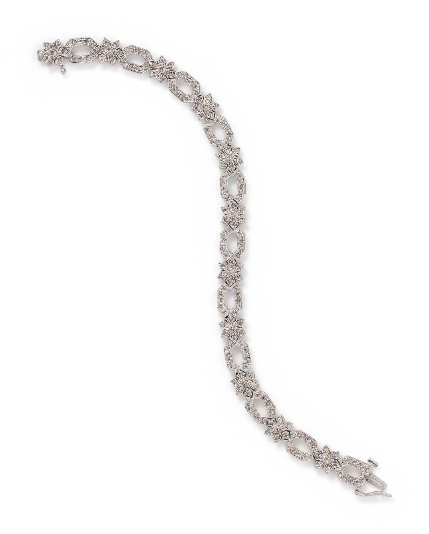WHITE GOLD AND DIAMOND BRACELET