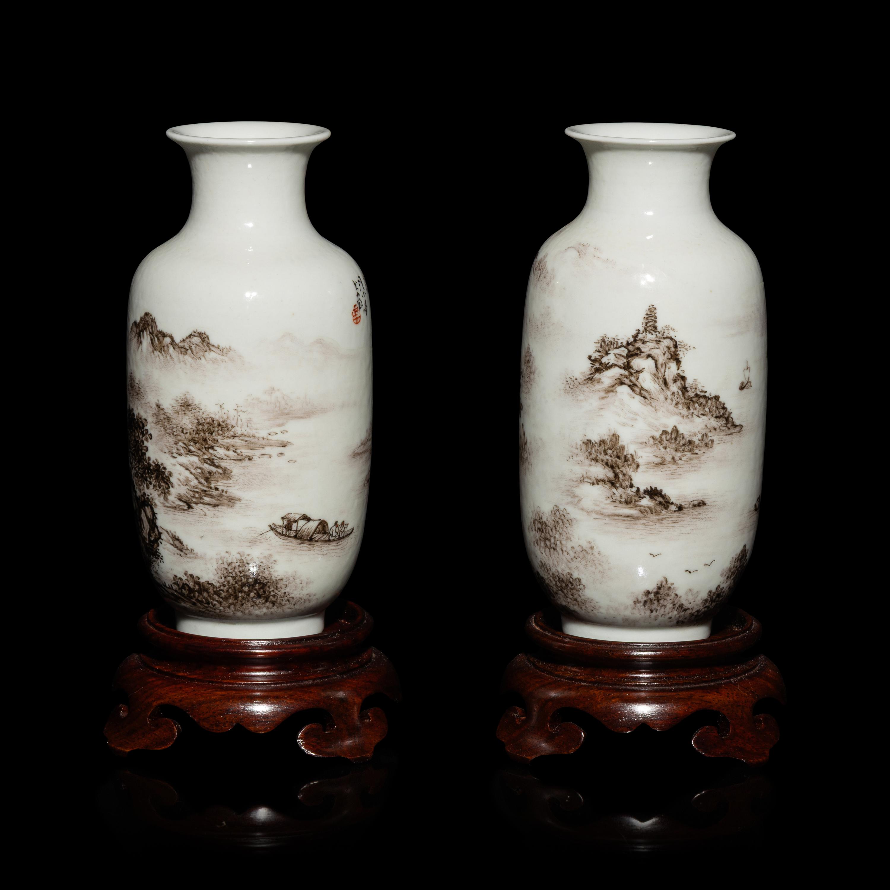 A Pair of Small Chinese Grisaille Decorated 'Landscape' Porcelain Vases, Early-Mid 20th Century — 近代 墨彩山水圖燈籠瓶一對 帶木座