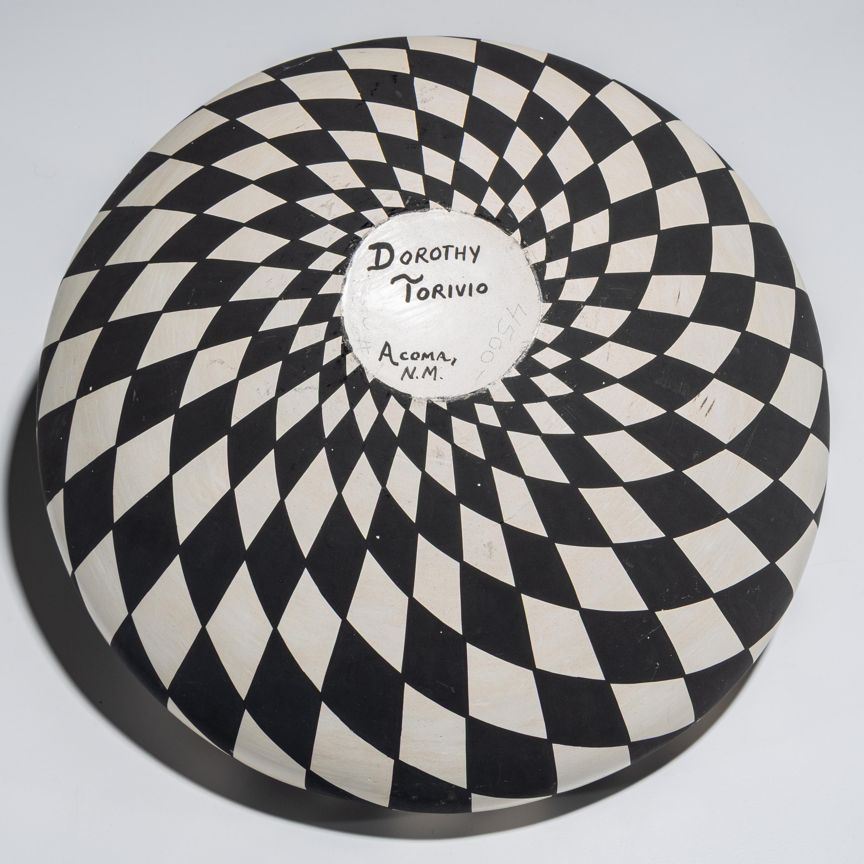 Pottery Jar, Op-Art Design