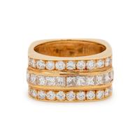 SCHLUGER, YELLOW GOLD AND DIAMOND RING