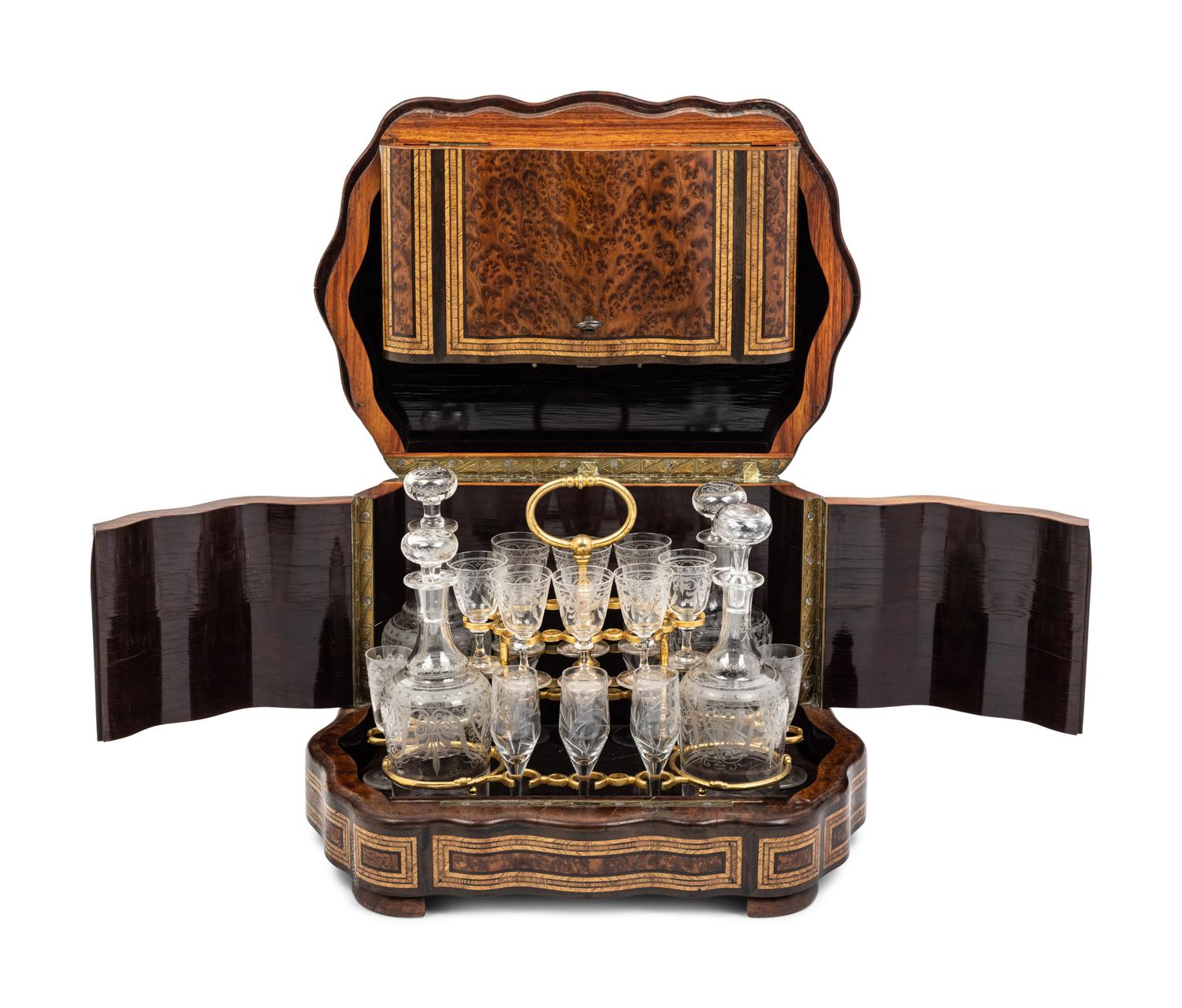 A Napoleon III Amboyna Cave à Liqueur