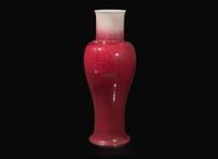 A large Chinese "Langyao" copper red-glazed baluster vase, Kangxi period 郎窯紅觀音瓶 清 康熙