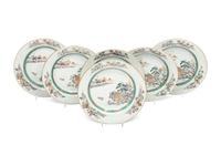A Set of Six Chinese Export Porcelain Soup Plates