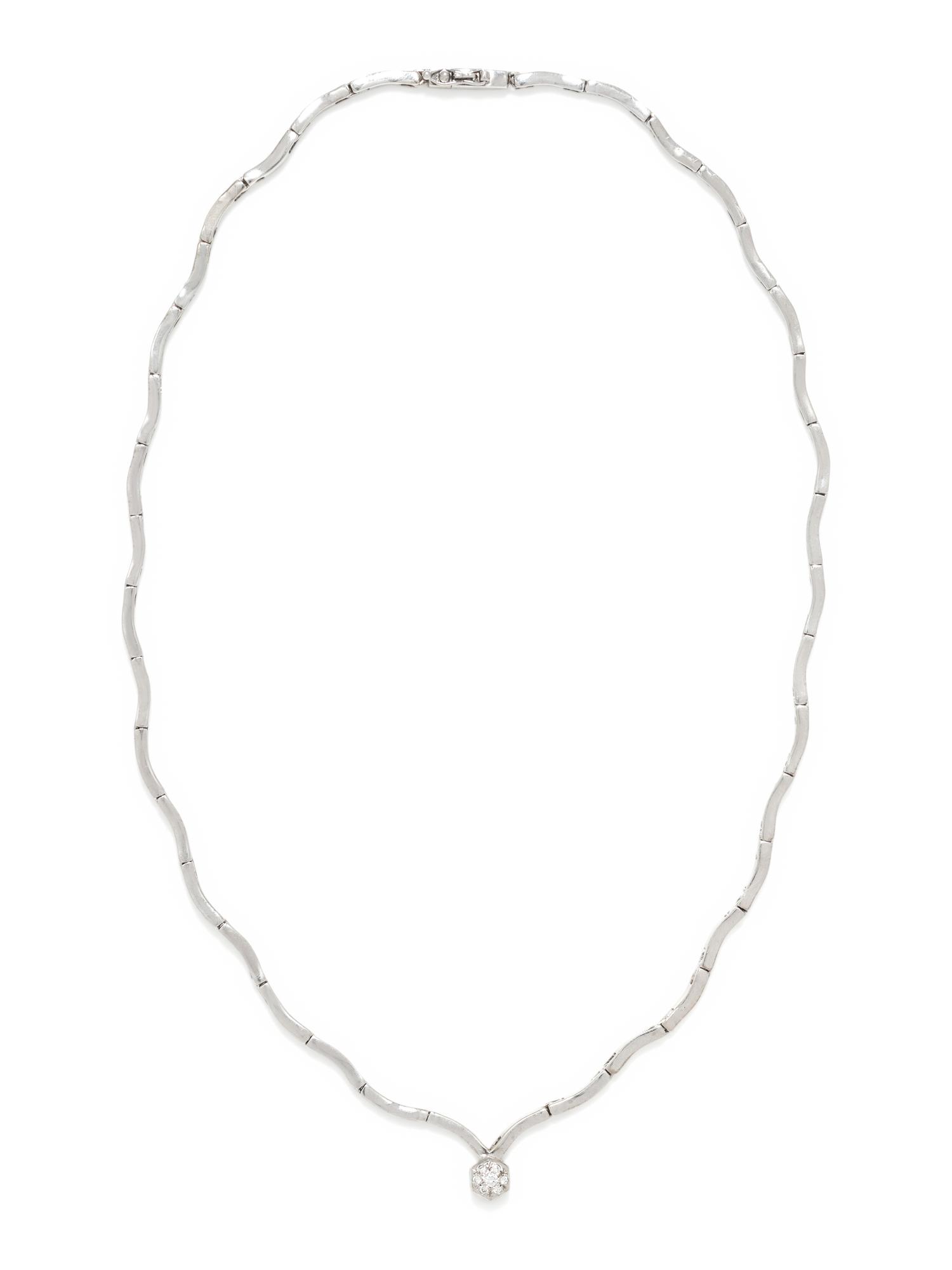 WHITE GOLD AND DIAMOND NECKLACE