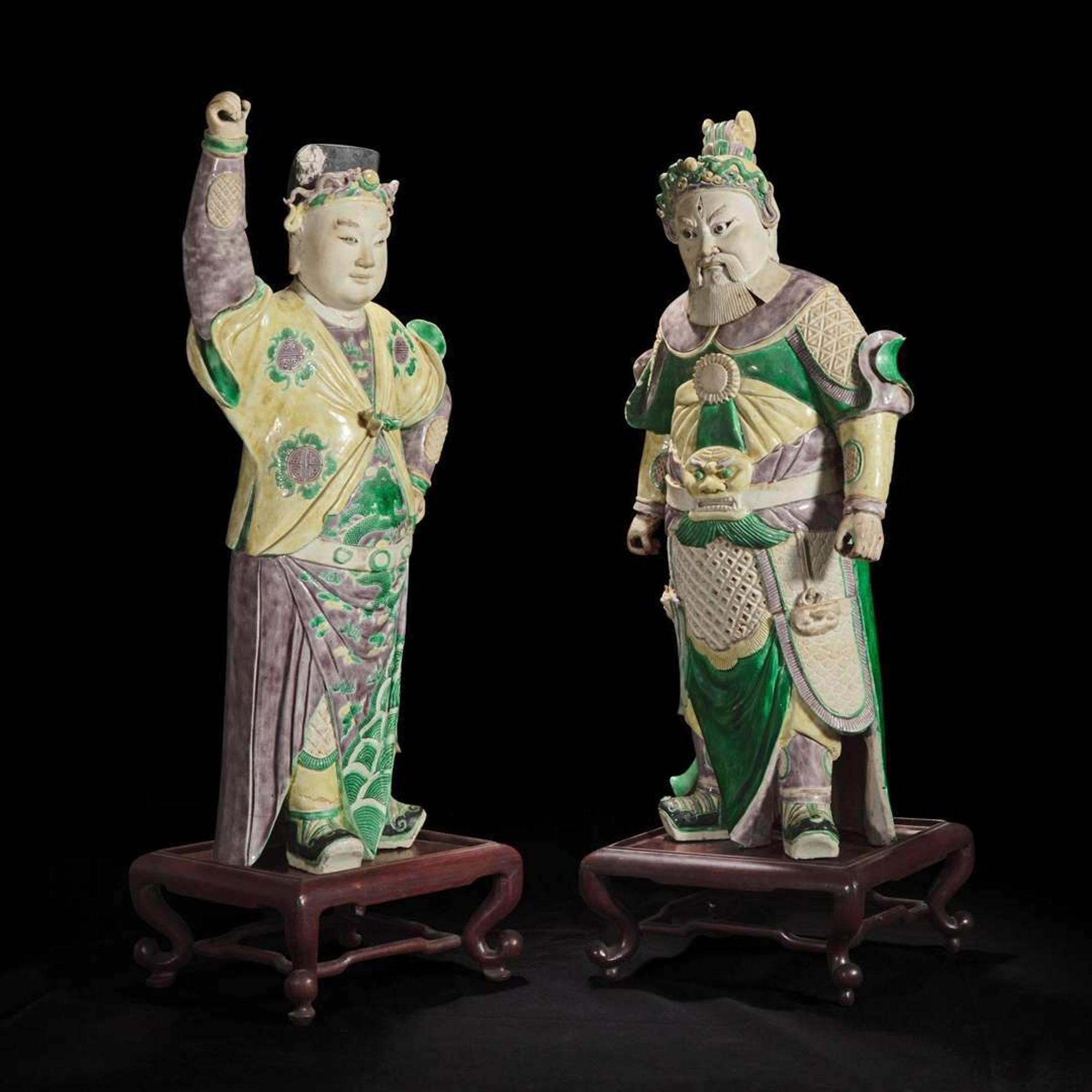 An unusual pair of large Chinese famille-verte decorated porcelain guardians 五彩门神一对 18th century ????