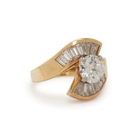 DIAMOND RING